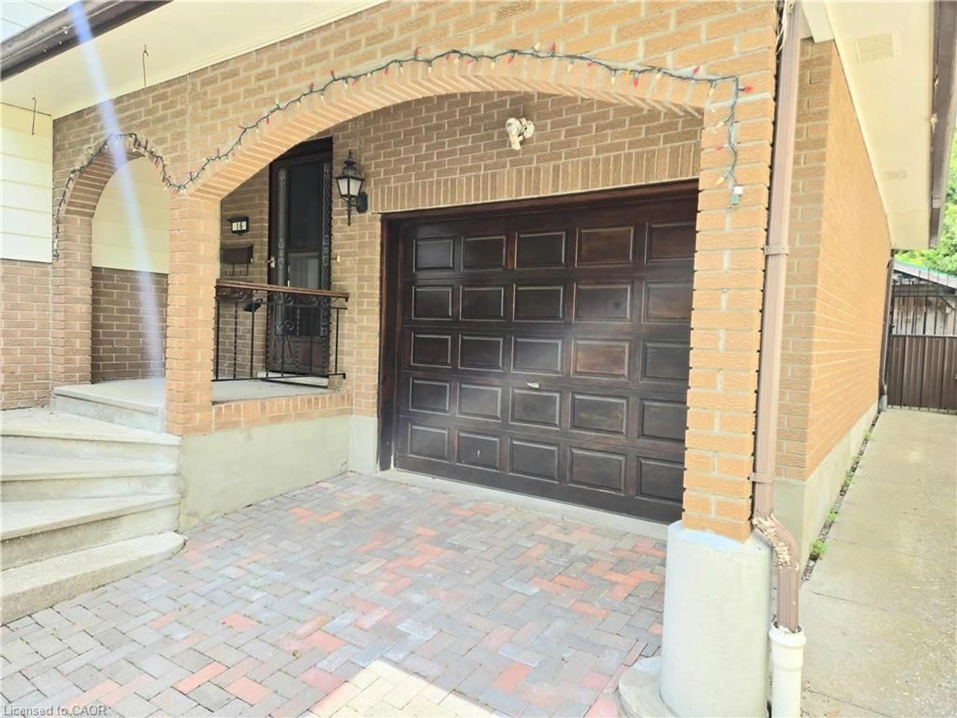 Unknown for 16 Stephens Crt, Simcoe Ontario N3Y 4P3