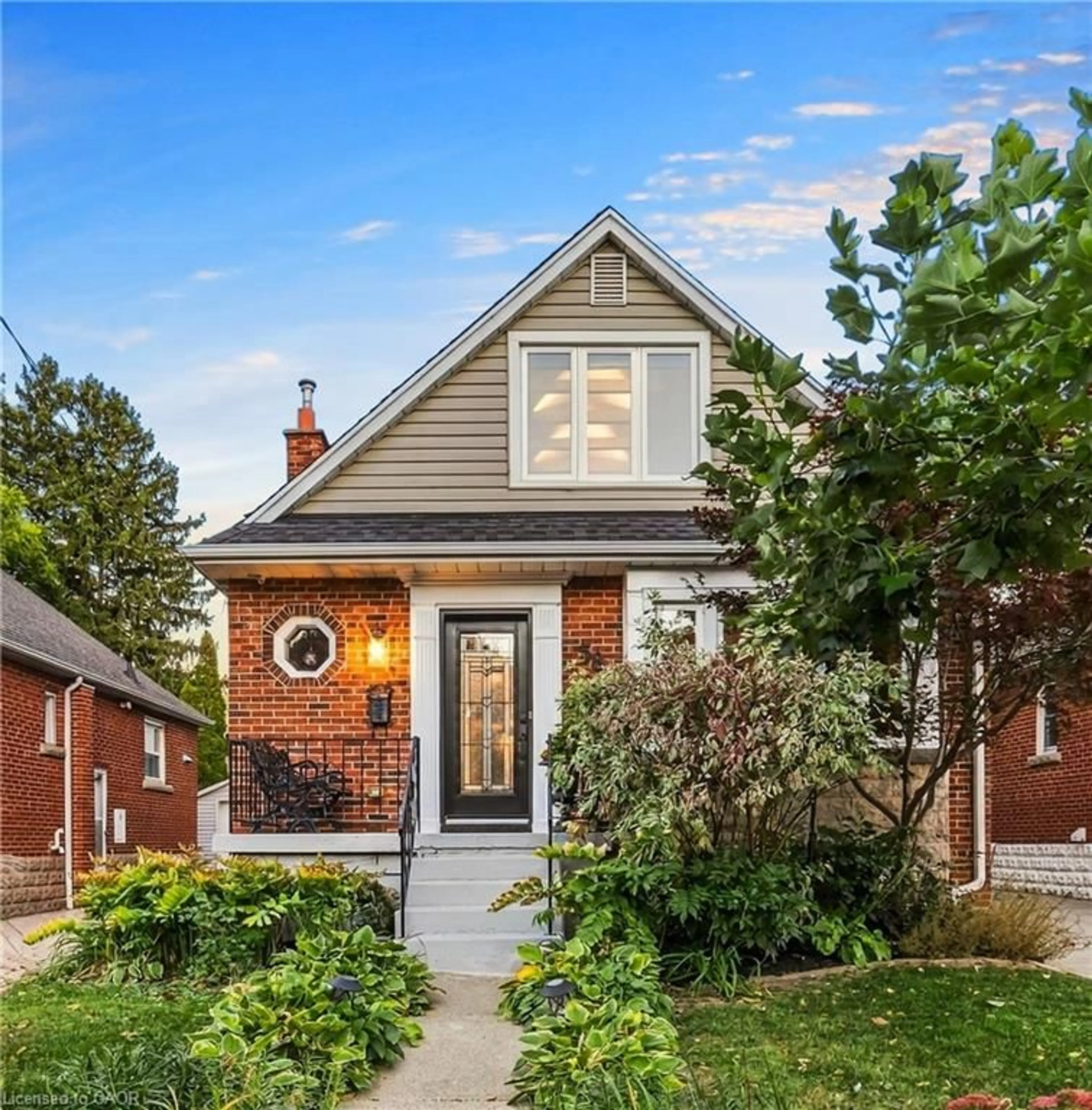 Home with brick exterior material, street for 58 Uplands Ave, Hamilton Ontario L8S 3X8