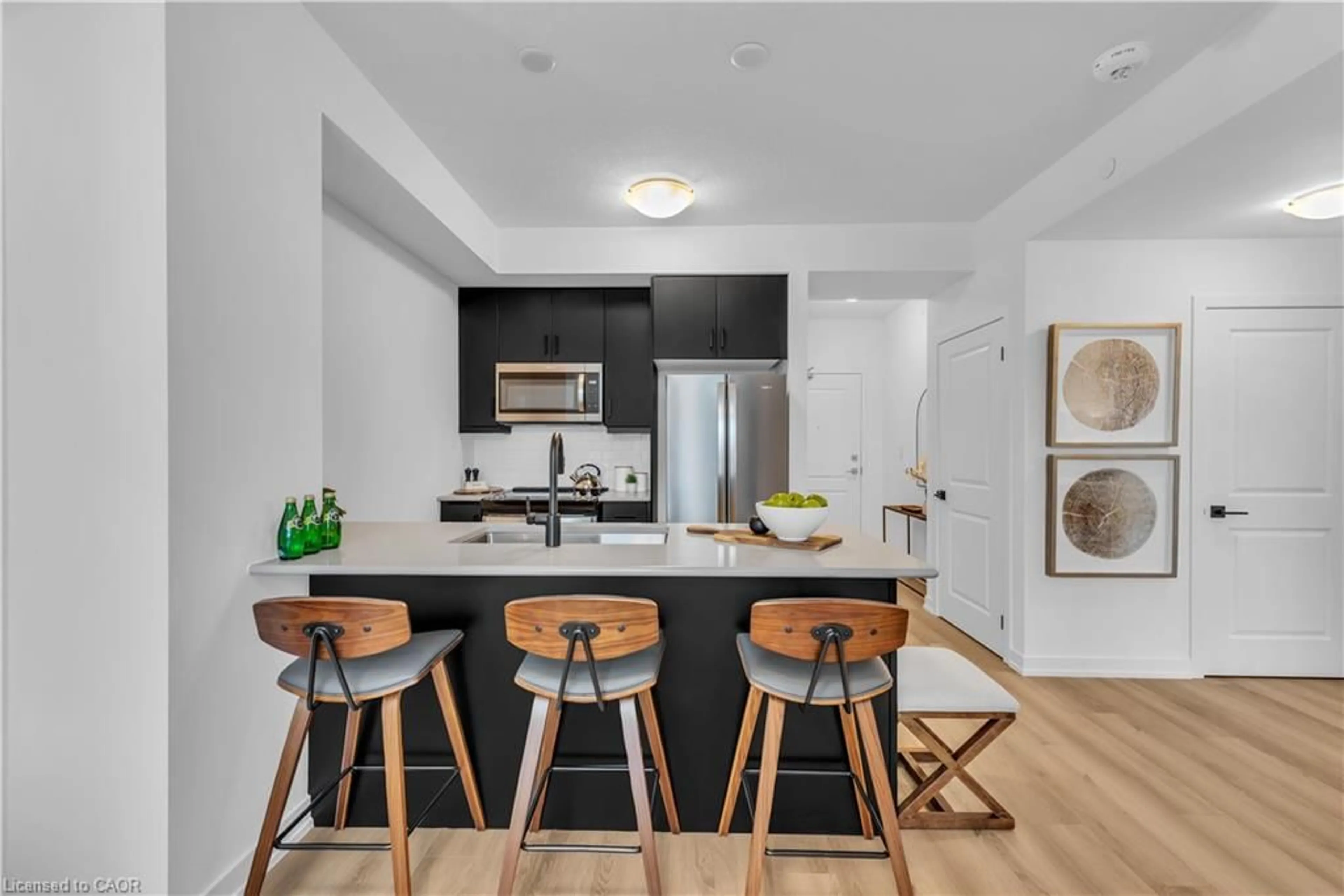 Open concept kitchen, unknown for 10 Mallard Trail #237, Waterdown Ontario L8B 2A7
