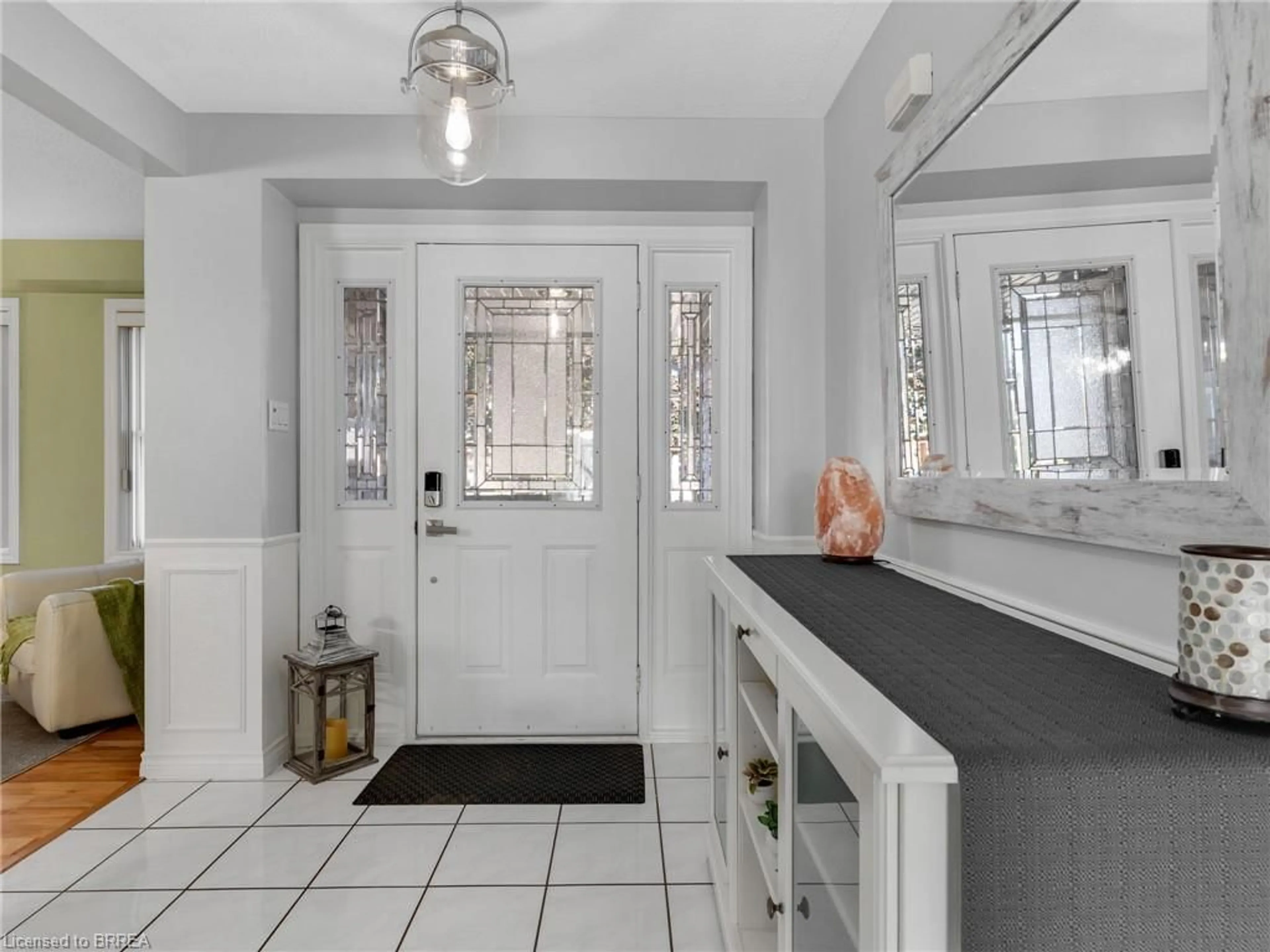 Indoor entryway for 42 Emidio Cres, Brantford Ontario N3R 7Y9
