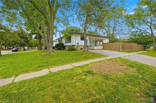 3 Manley Cres, Thorold 2