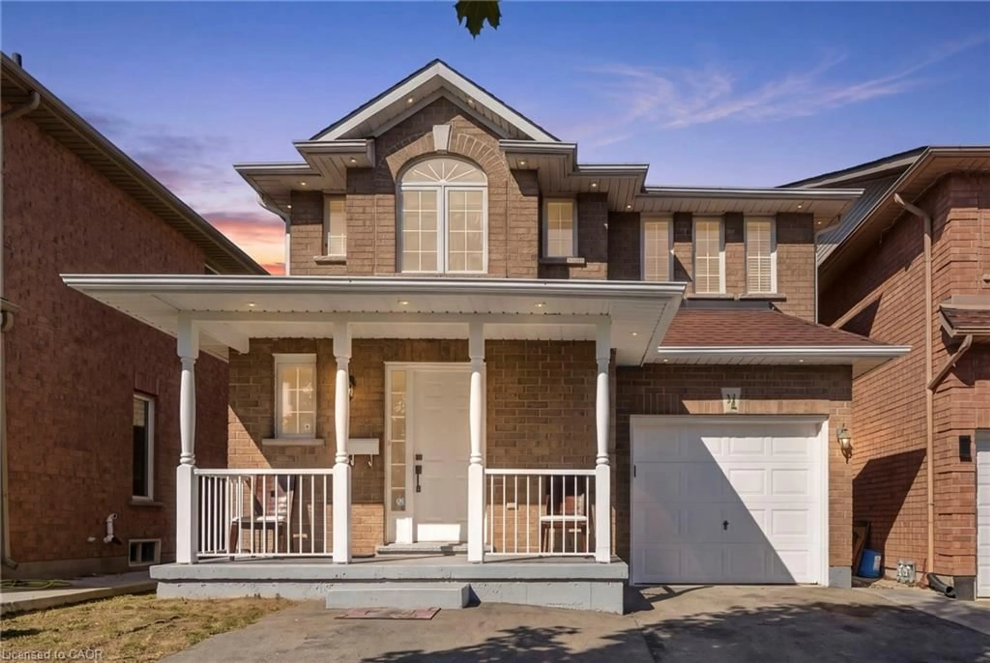 Home with brick exterior material, street for 31 Peachwood Cres, Stoney Creek Ontario L8E 5Z7