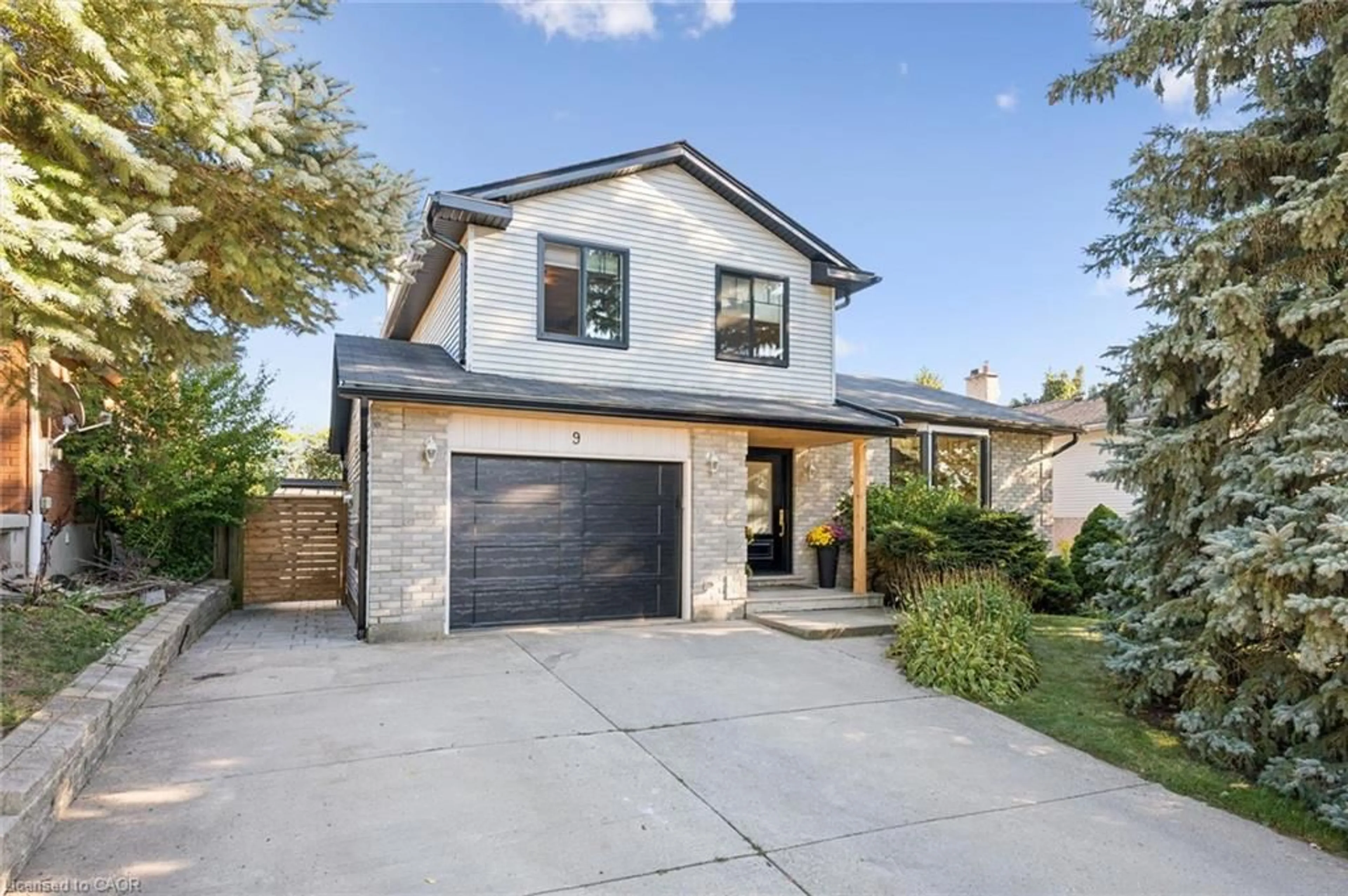 Home with brick exterior material, street for 9 Sunrise Crt, Guelph Ontario N1K 1J3