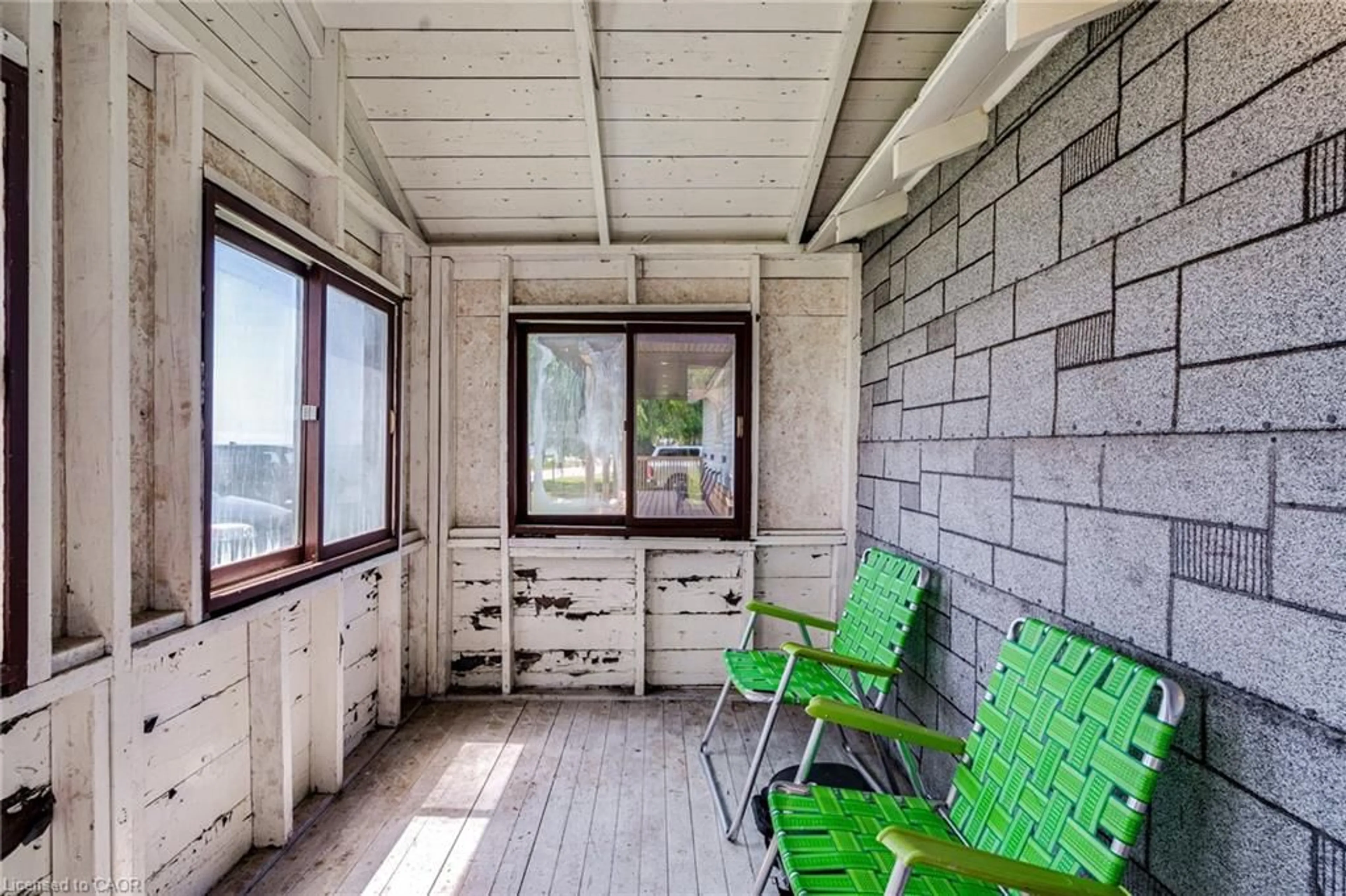 Patio, unknown for 845 Lakeshore Rd, Haldimand County Ontario N0A 1P0