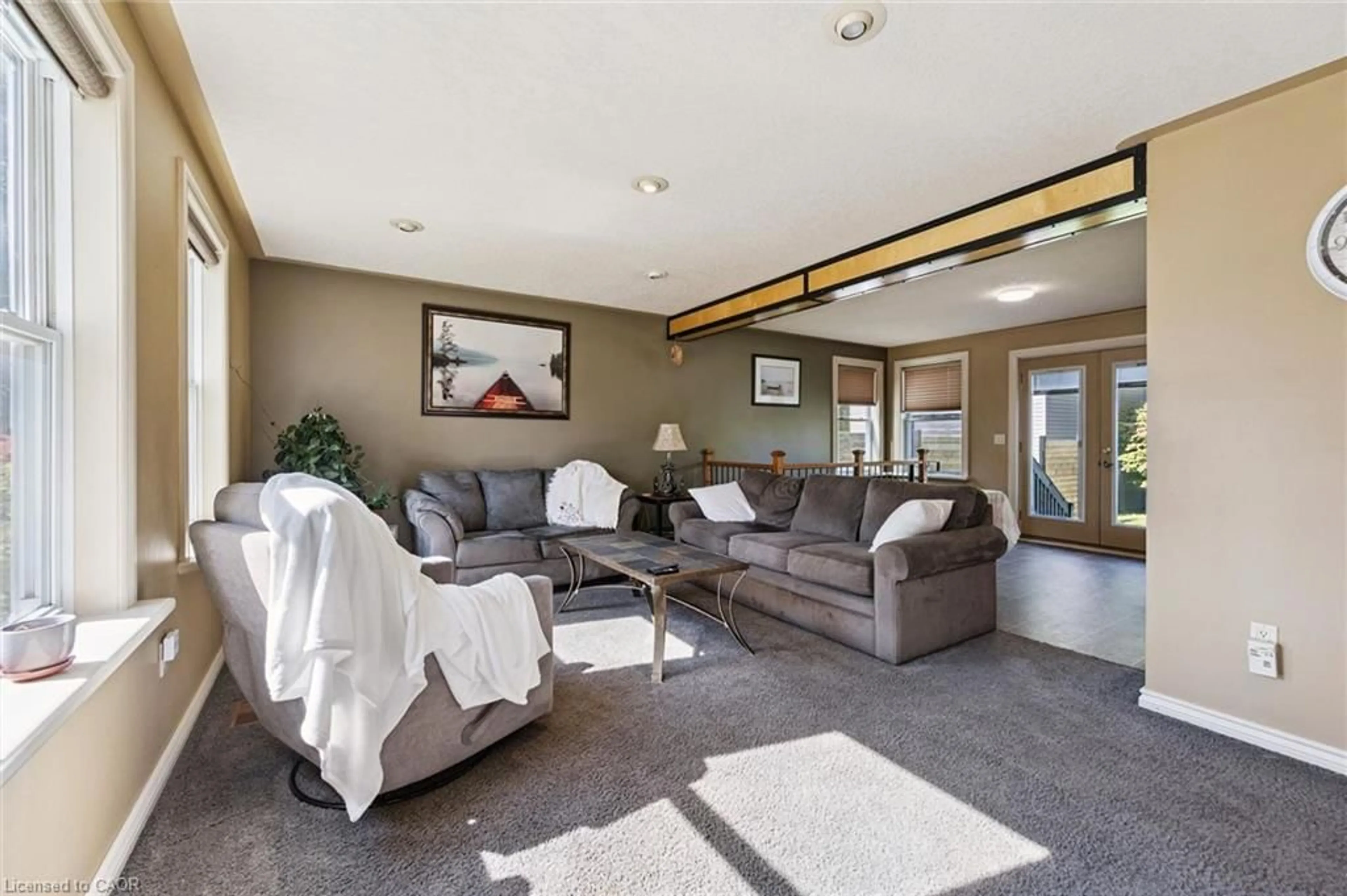 Living room with furniture, unknown for 74 Selkirk St, Cambridge Ontario N1S 1Z5