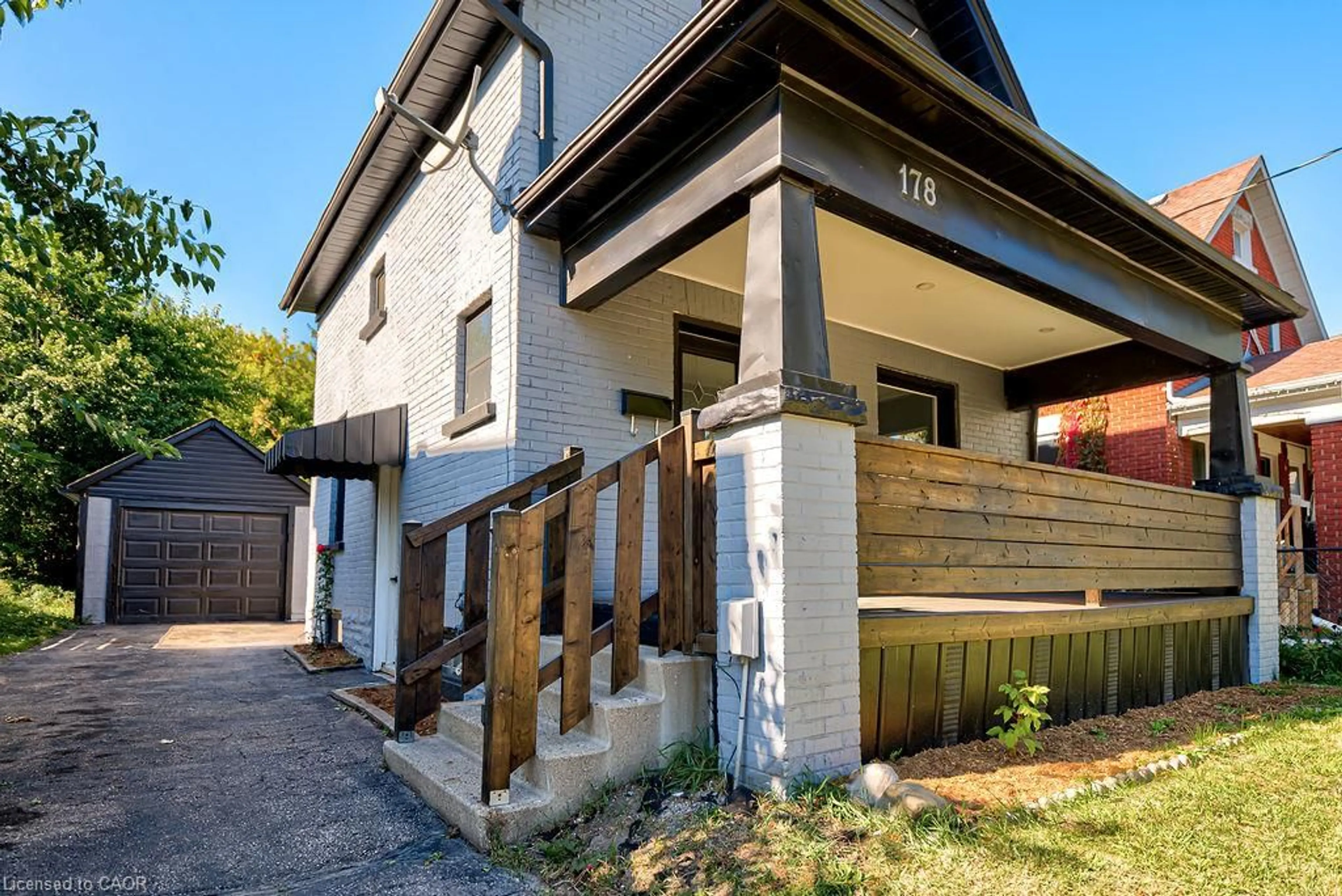 Home with brick exterior material, street for 178 Kent Ave, Kitchener Ontario N2G 3R3
