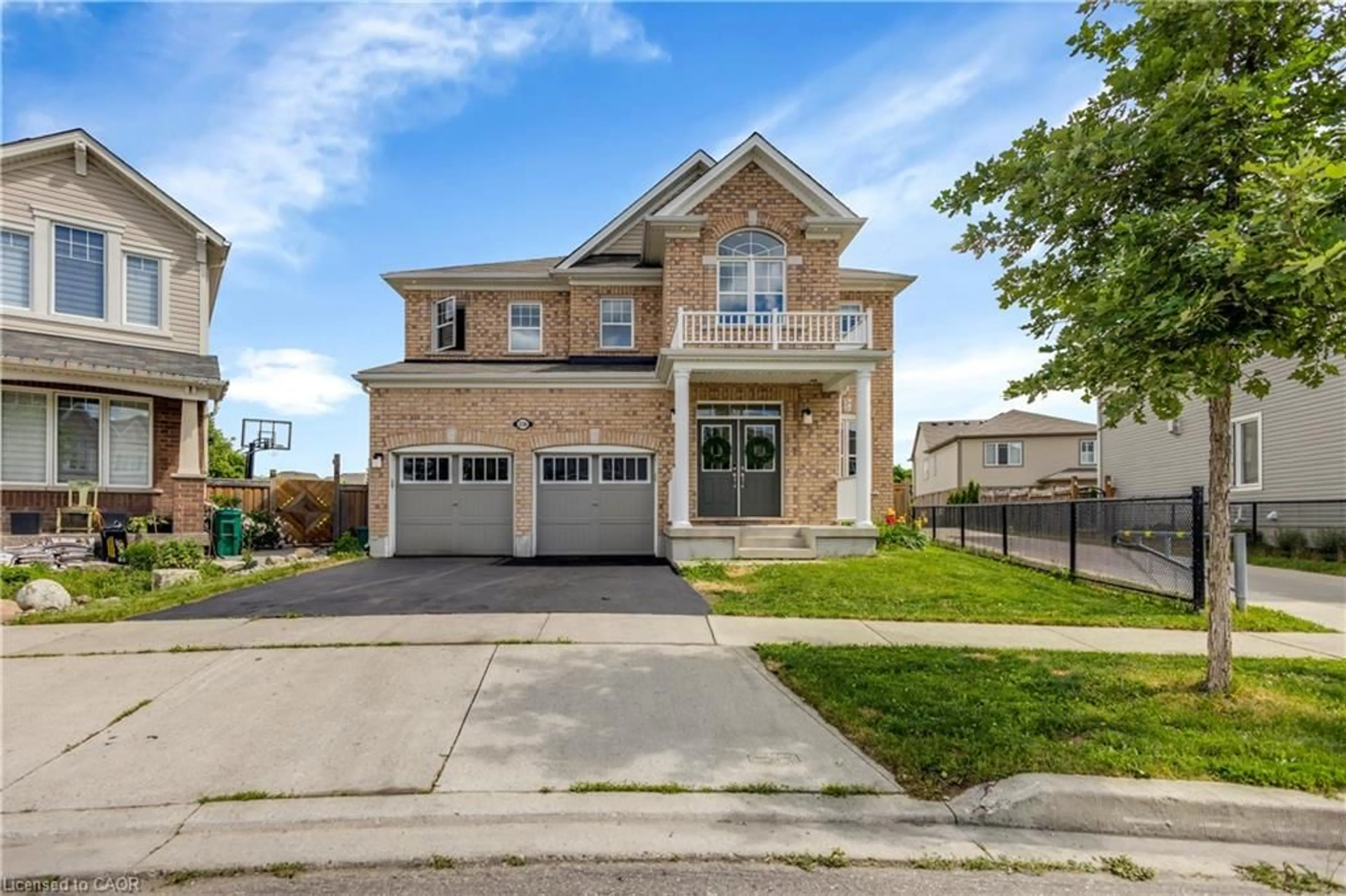 Home with brick exterior material, street for 236 Shady Glen Cres, Kitchener Ontario N2R 0J8
