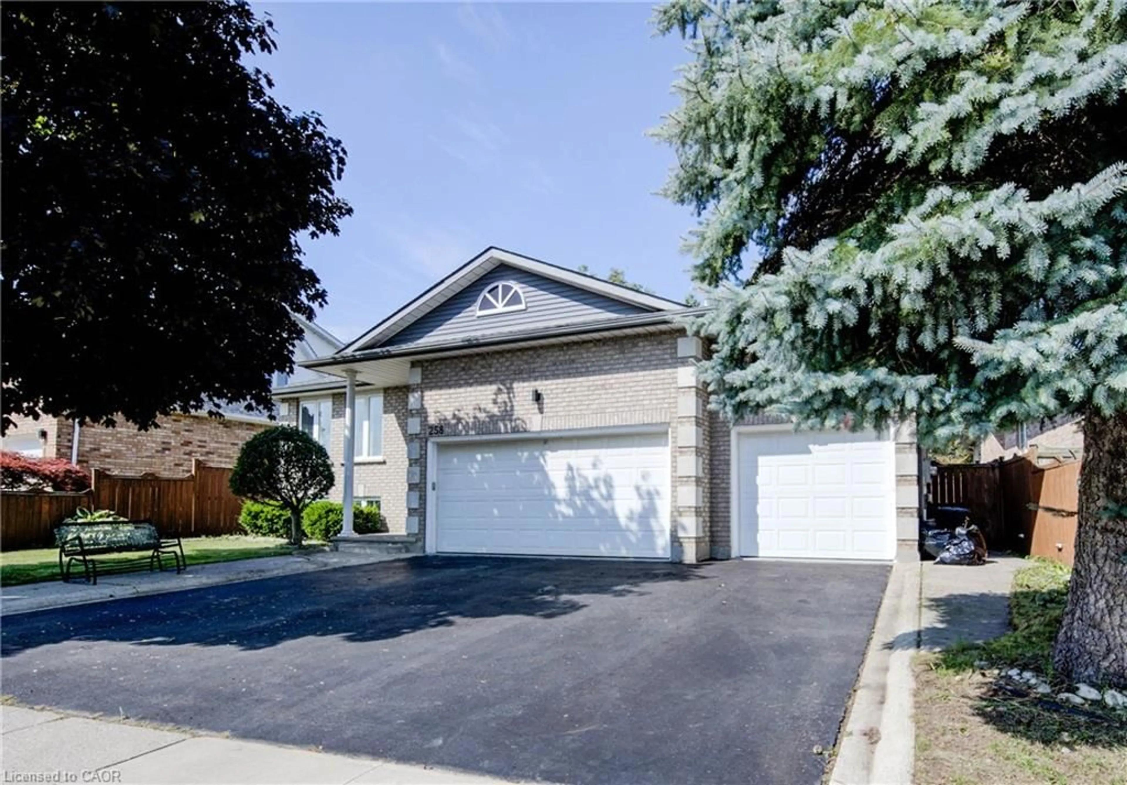 Unknown for 258 Saginaw Pky, Cambridge Ontario N1T 1R7