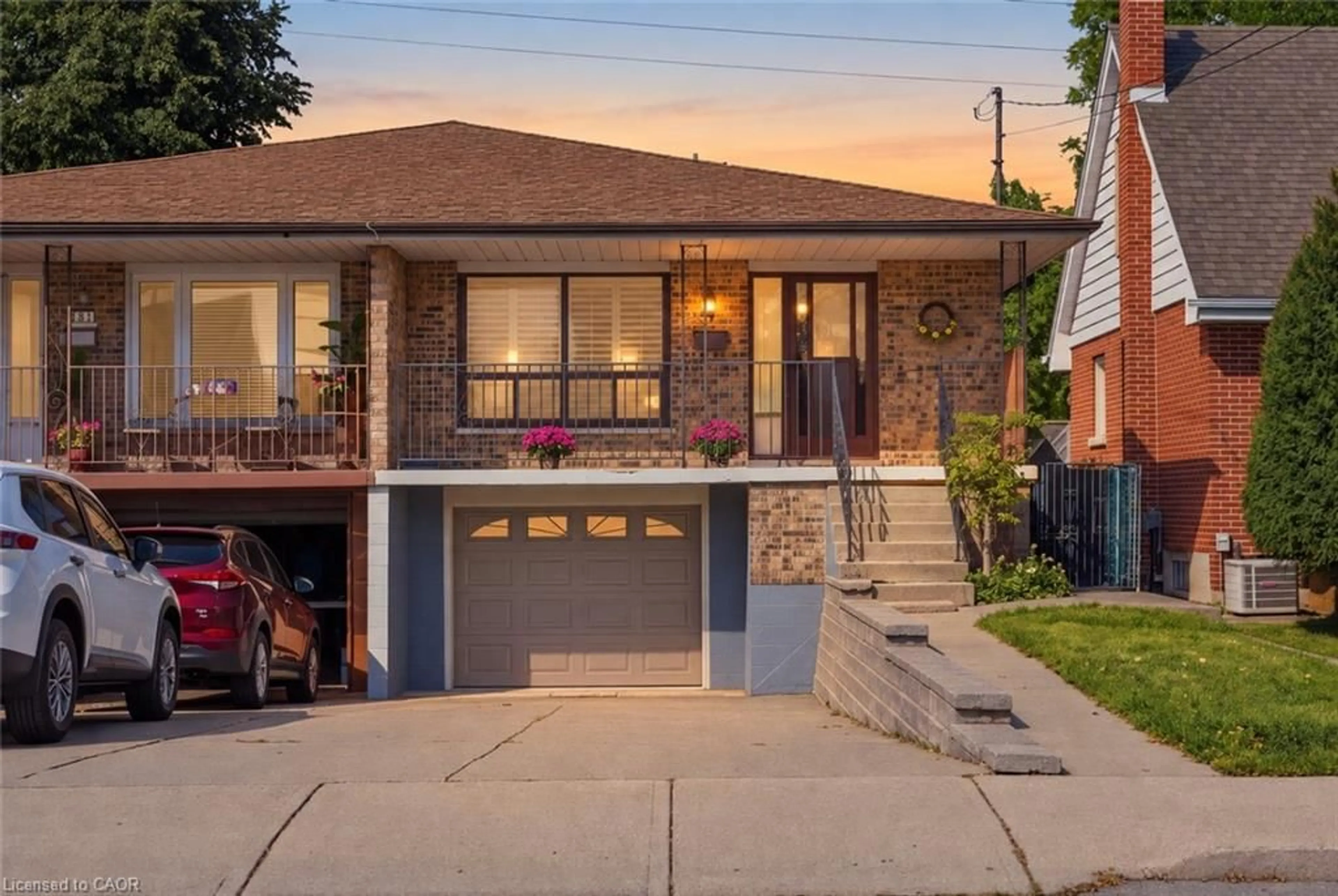 Home with brick exterior material, street for 564 Cochrane Rd, Hamilton Ontario L8K 3H5