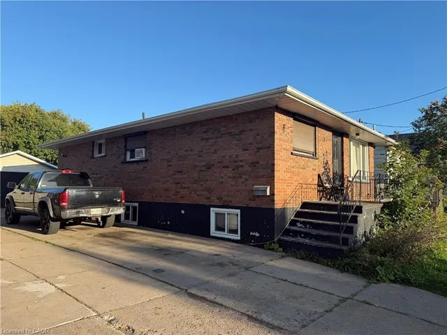 344 First Ave, Sault Ste. Marie 5
