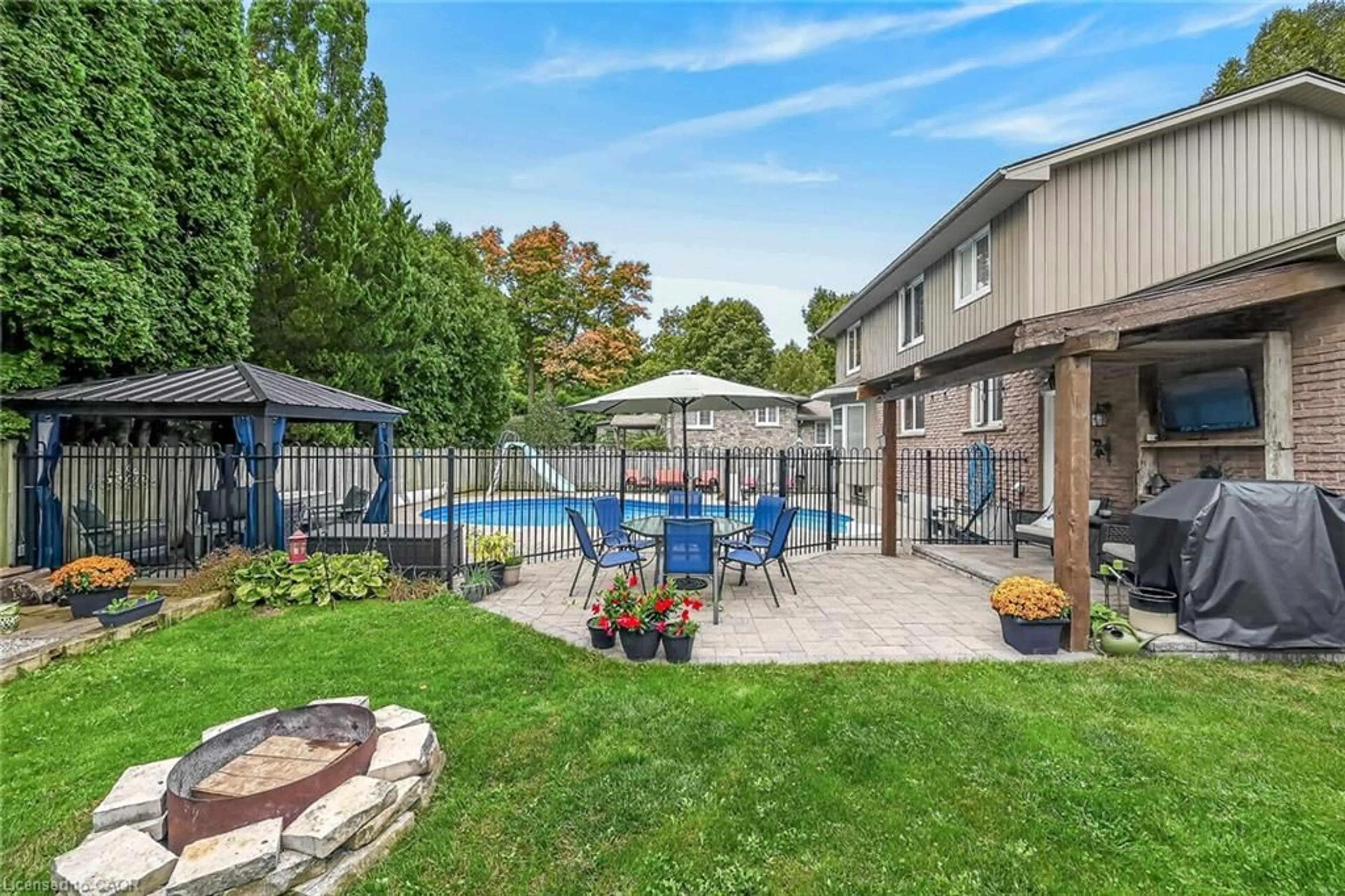 Patio, unknown for 108 Temperance St, Waterford Ontario N0E 1Y0