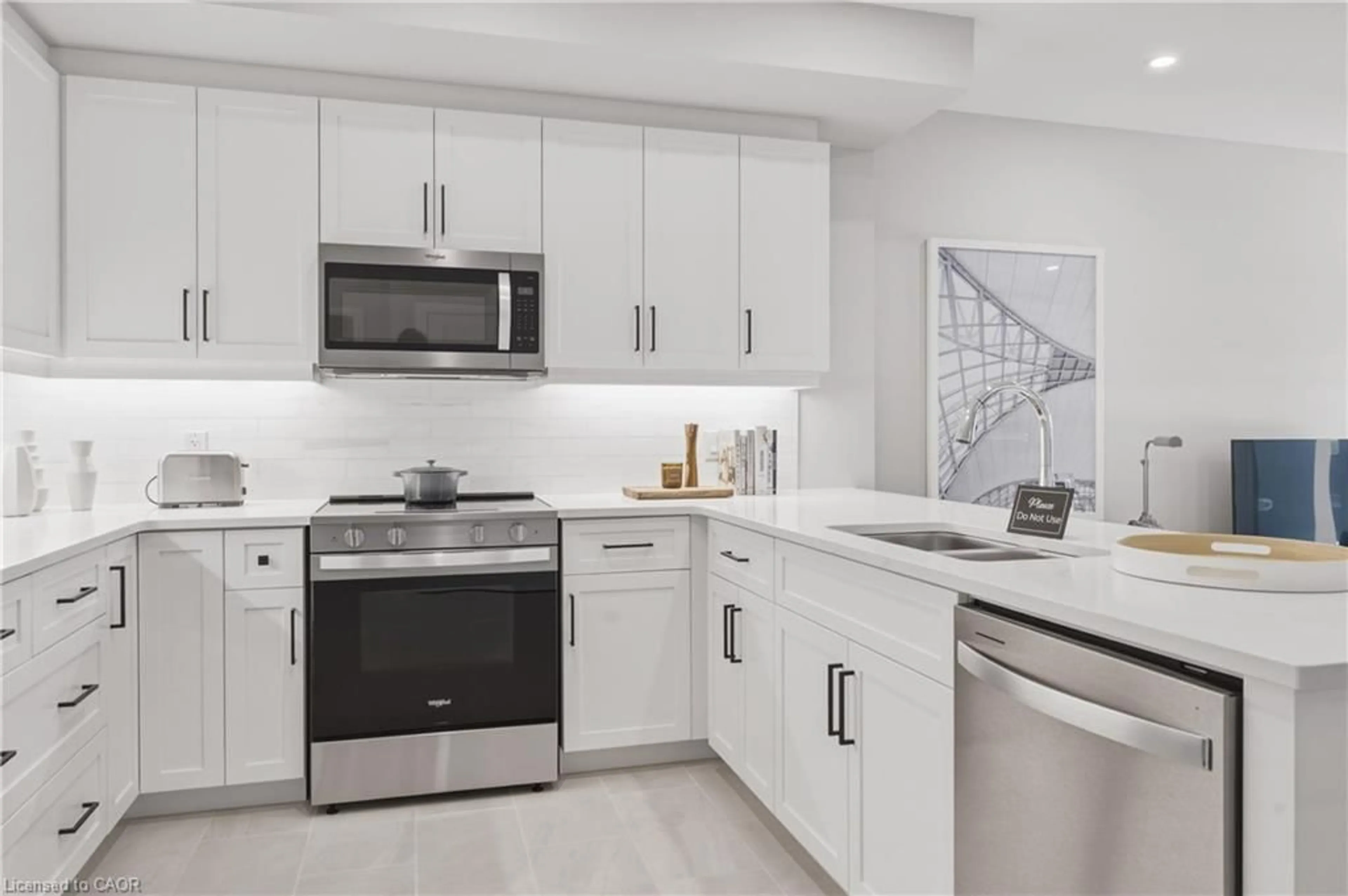 Unknown for 1882 Gordon St #505, Guelph Ontario N1L 0P6