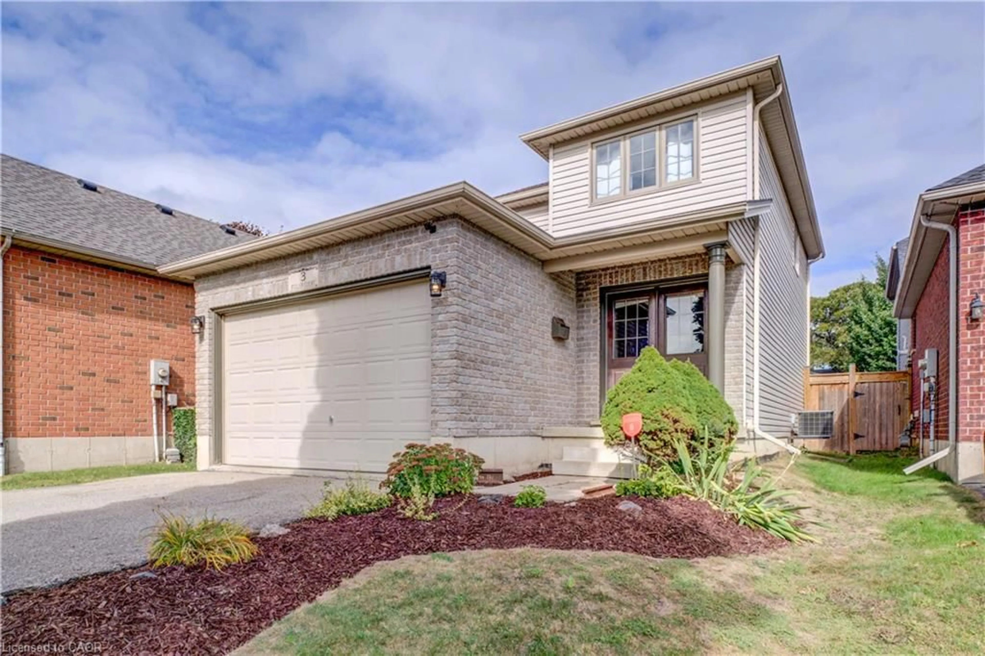 Home with brick exterior material, street for 3 Fuller Crt, Brantford Ontario N3S 0A6