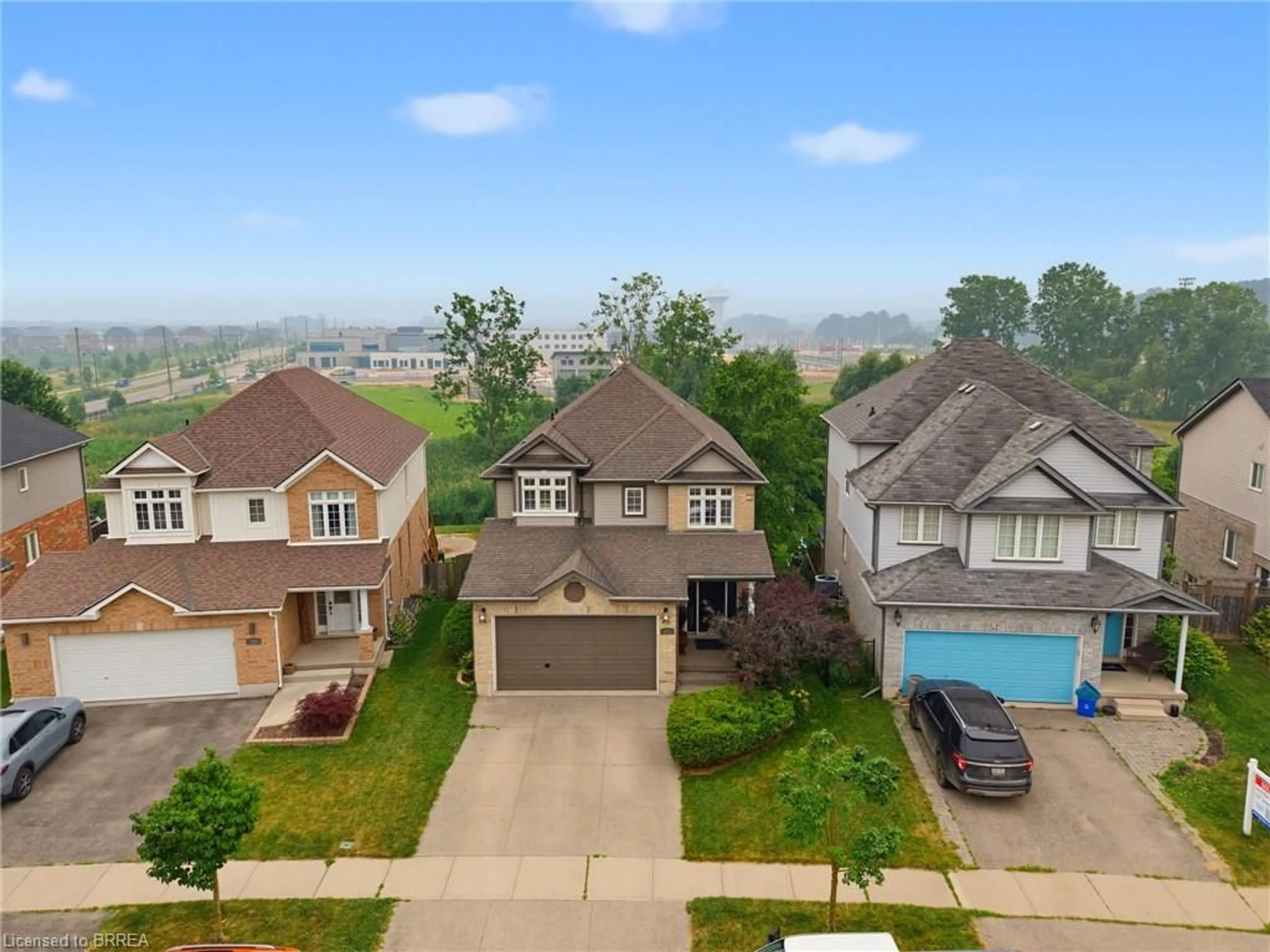 A pic from outside/outdoor area/front of a property/back of a property/a pic from drone, unknown for 196 Mcguiness Dr, Brantford Ontario N3T 0B5