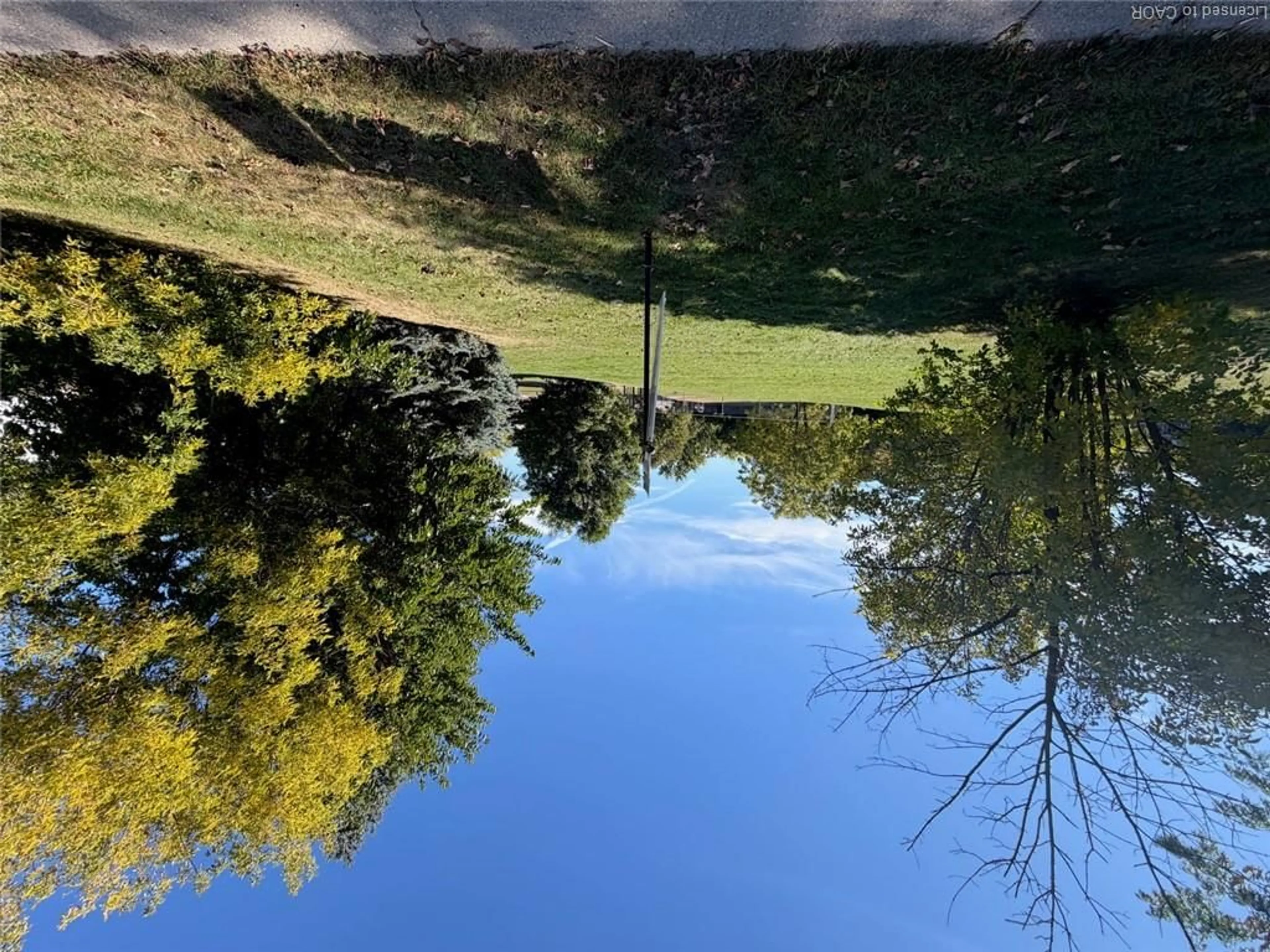 A pic from outside/outdoor area/front of a property/back of a property/a pic from drone, water/lake/river/ocean view for 36 Lauris Ave, Cambridge Ontario N1R 5L4