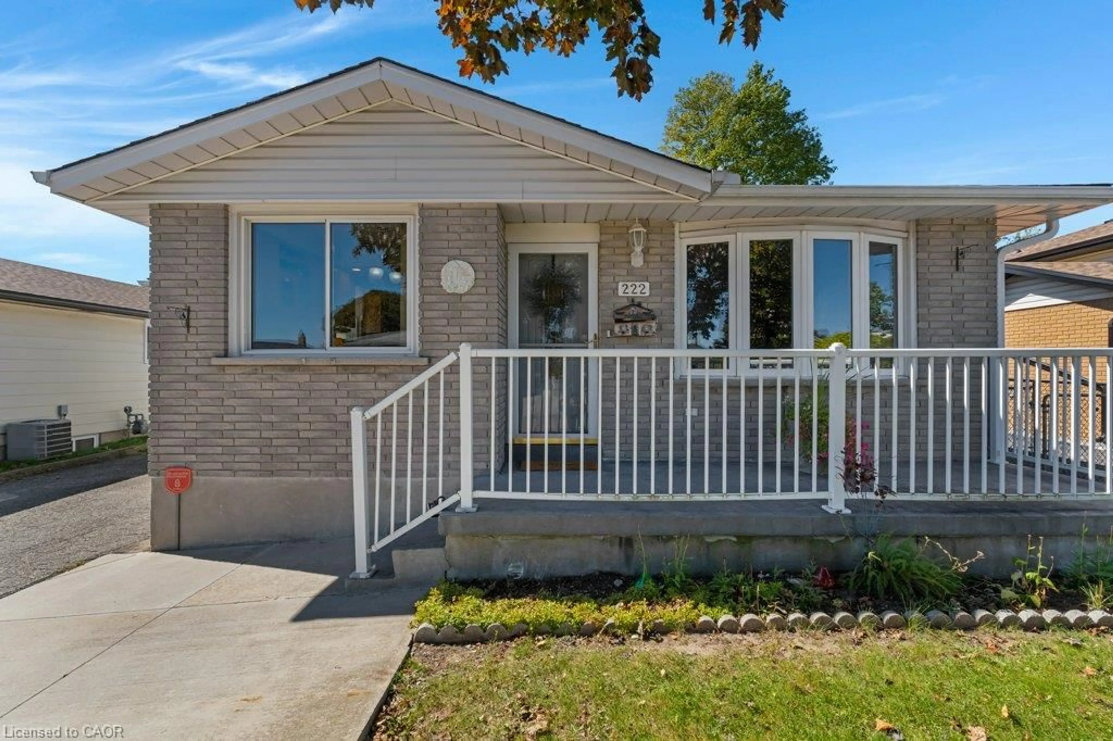 Home with vinyl exterior material, street for 222 Thunderbird Dr, Cambridge Ontario N1R 6H5