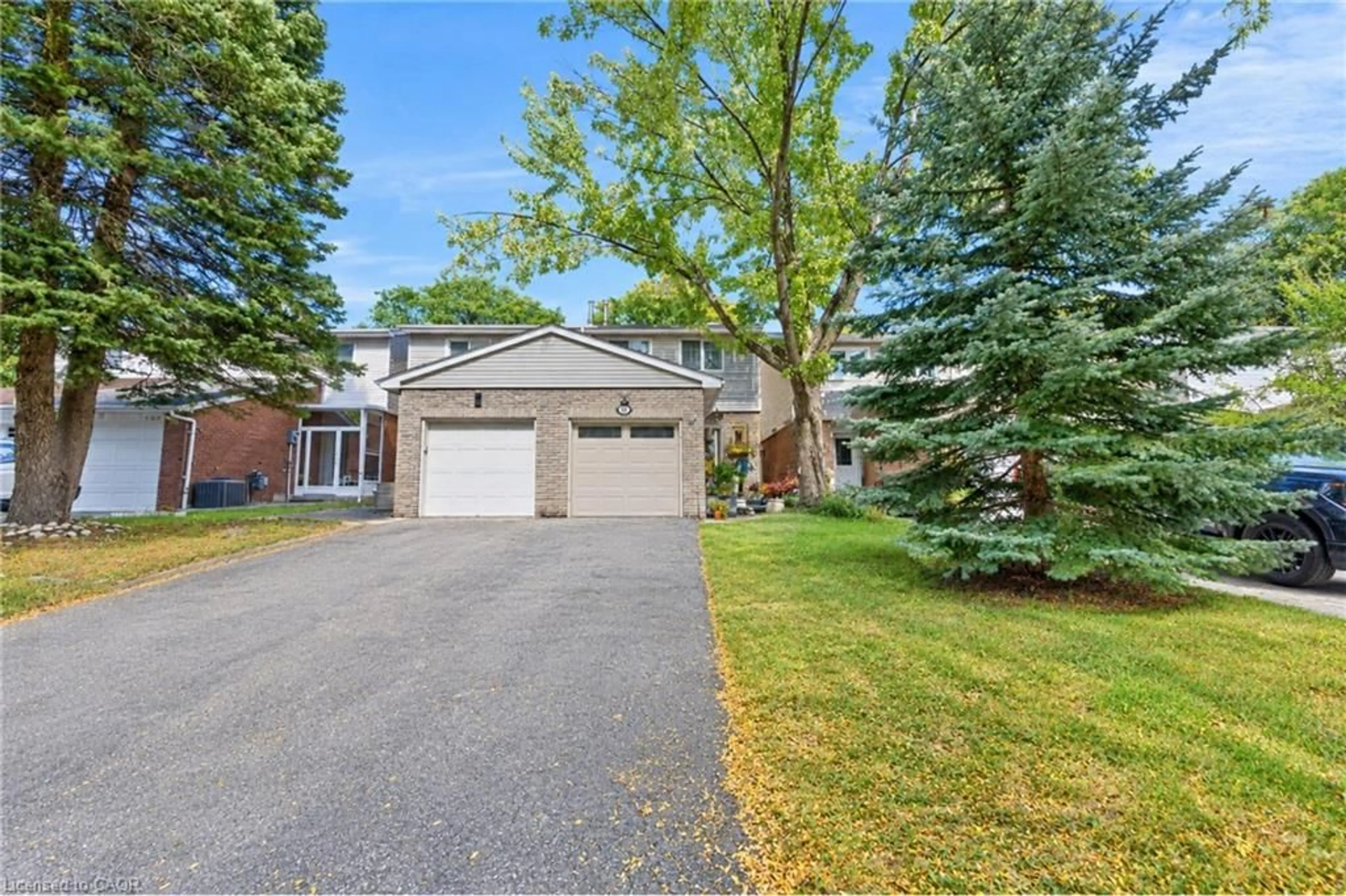 Unknown for 118 Tamarack Dr, Thornhill Ontario L3T 4X4