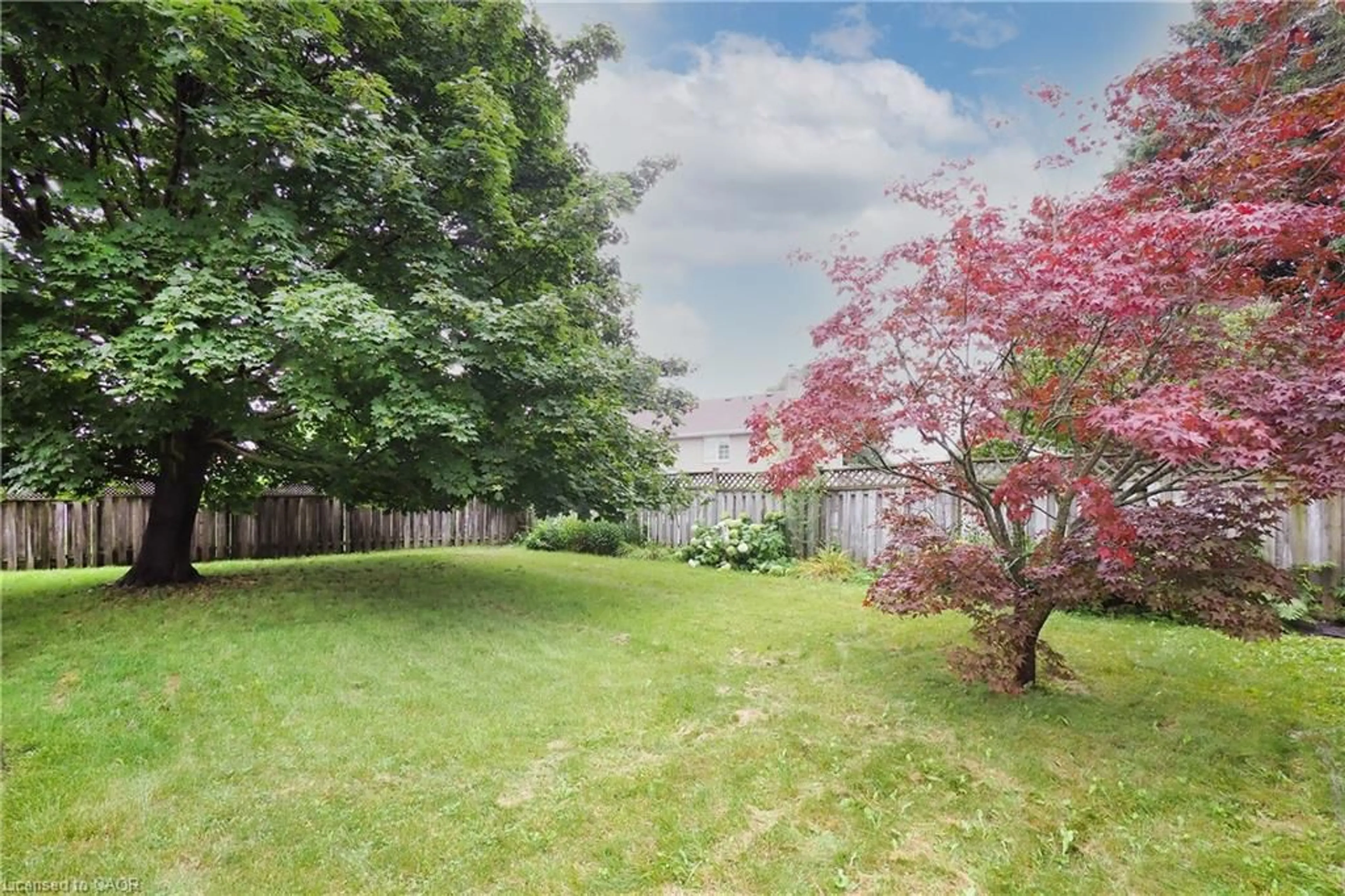 Patio, water/lake/river/ocean view for 219 Foxhunt Rd, Waterloo Ontario N2K 2R8