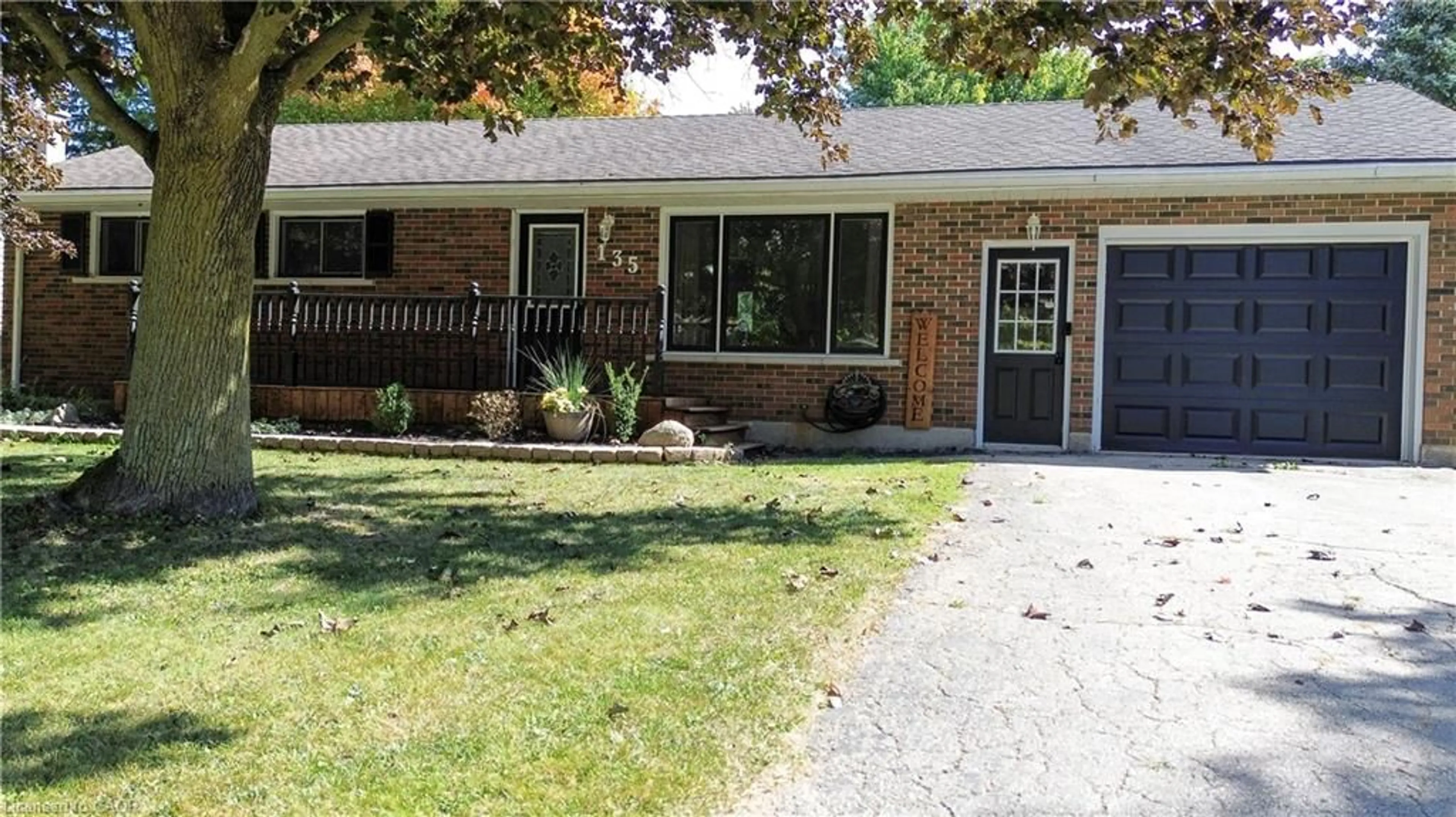 Unknown for 135 Queen St, Atwood Ontario N0G 1B0