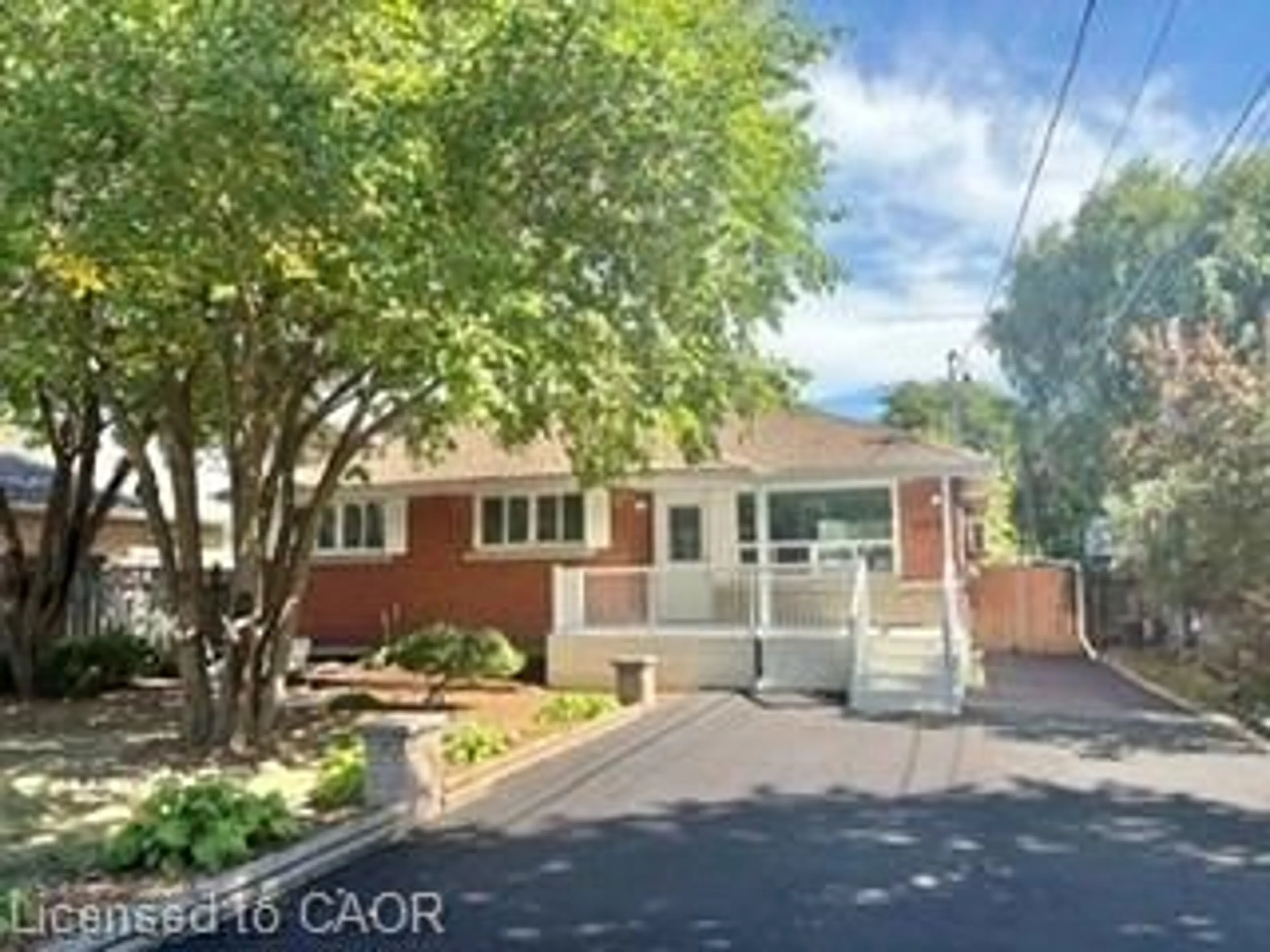 Unknown for 499 East 16th St, Hamilton Ontario L9A 4K9