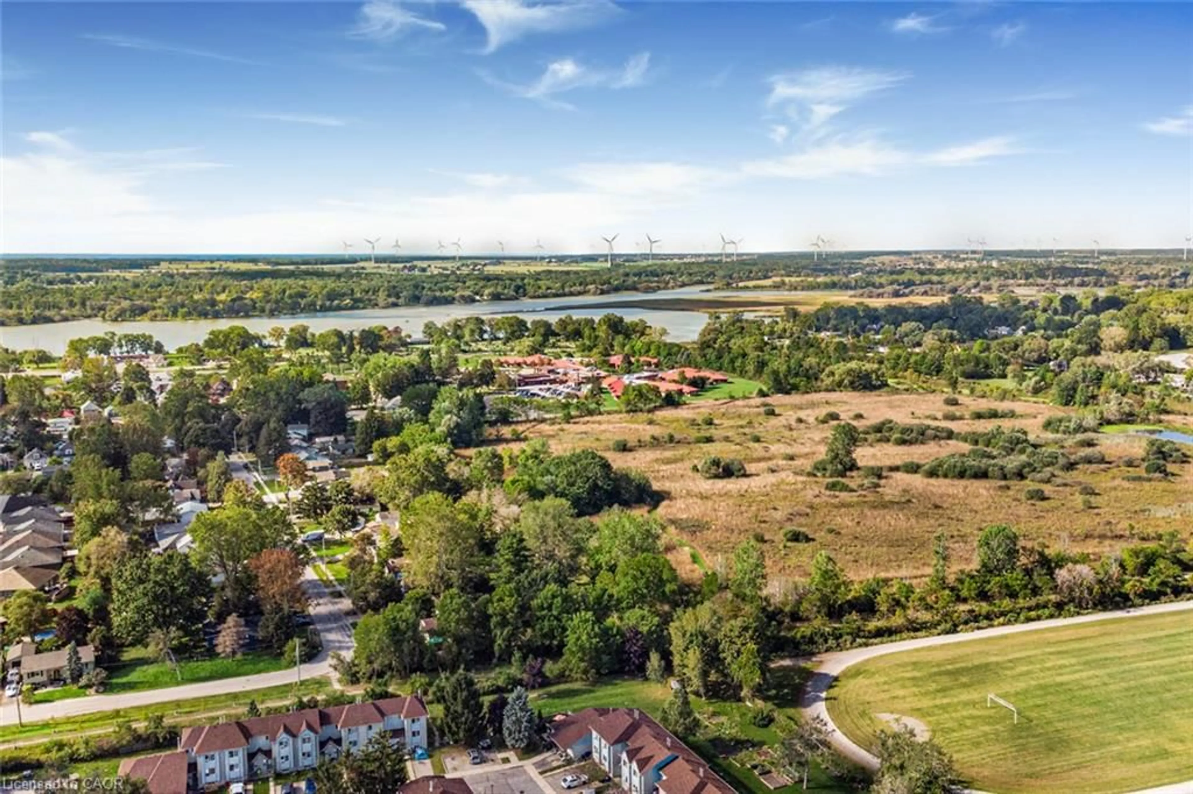 A pic from outside/outdoor area/front of a property/back of a property/a pic from drone, water/lake/river/ocean view for 714 Cross St, Dunnville Ontario N1A 1N7
