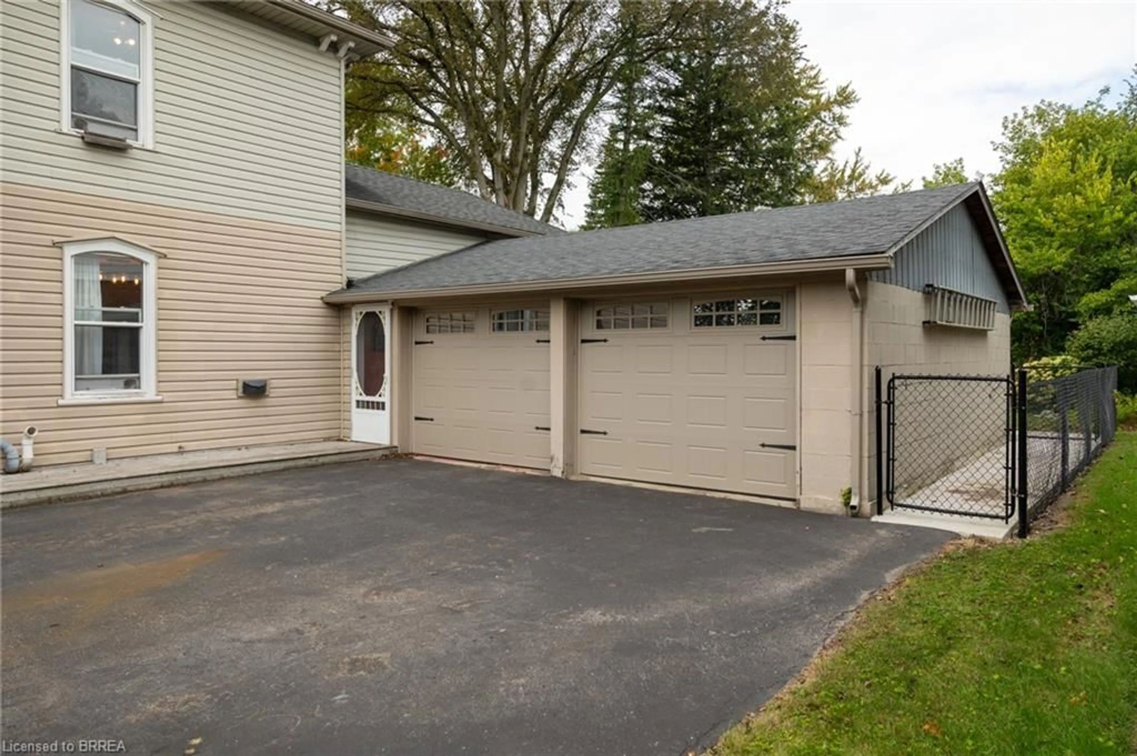 Unknown for 21 Mccall St, Simcoe Ontario N3Y 2C5