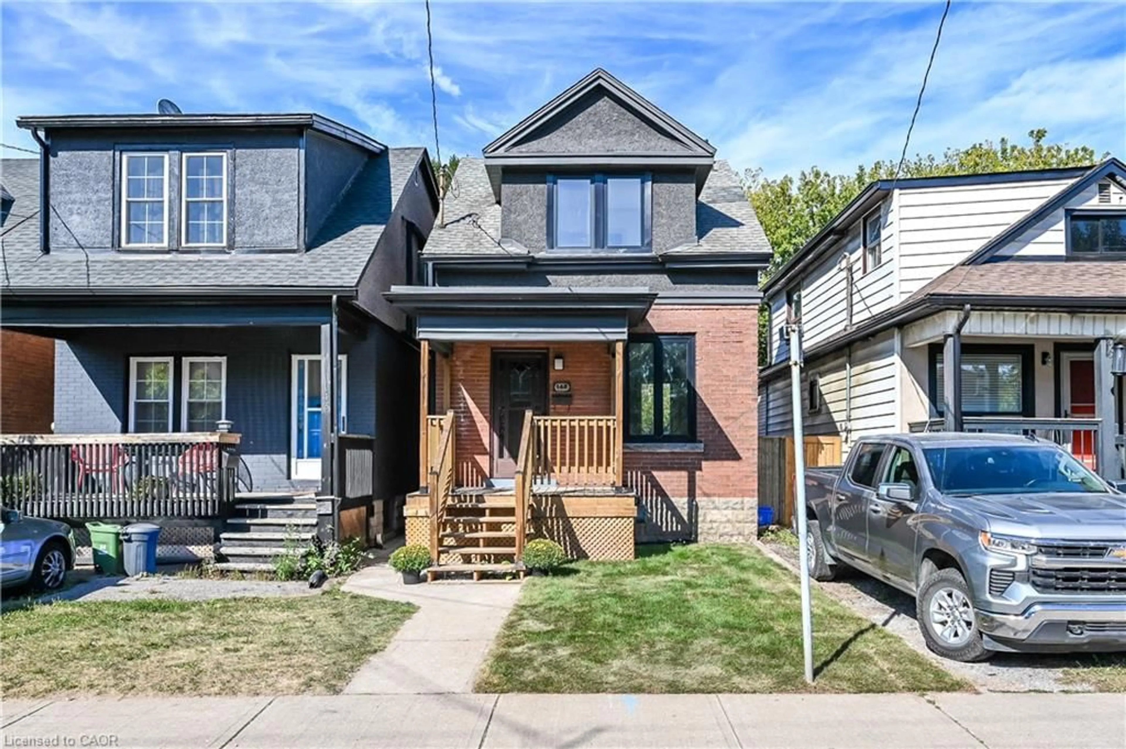 Home with brick exterior material, street for 145 Edgemont St, Hamilton Ontario L8H 4E2