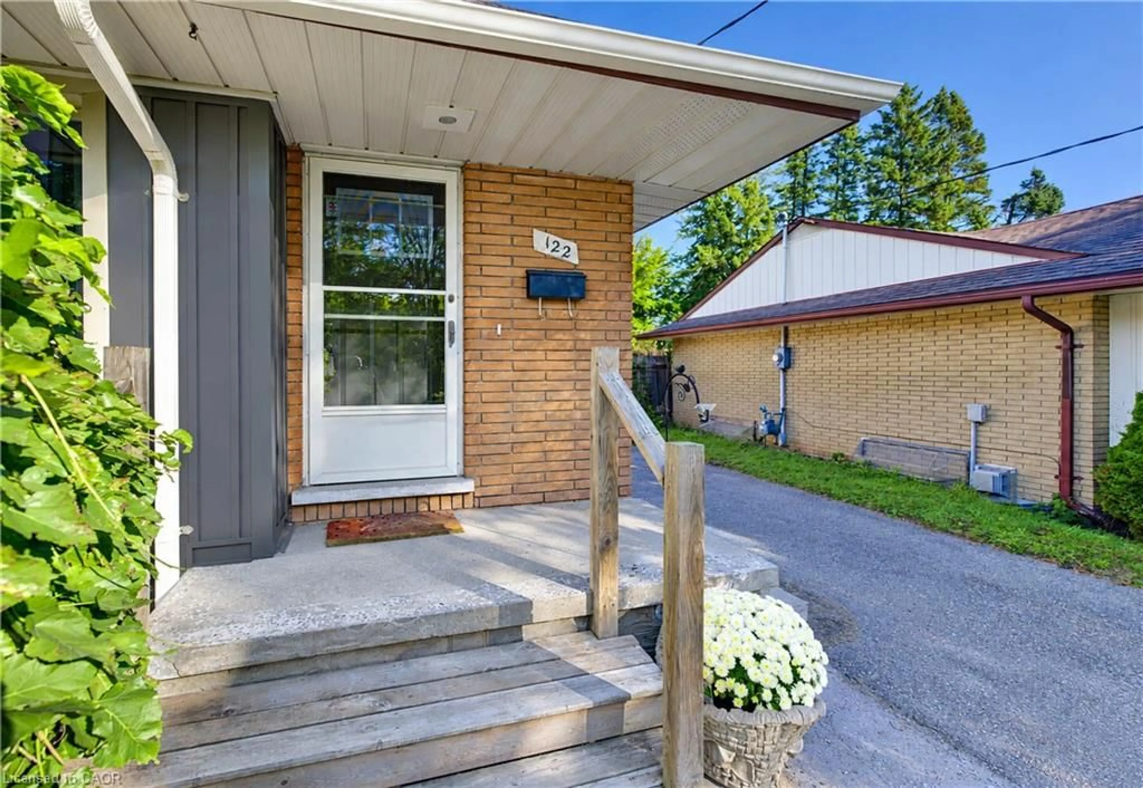 Unknown for 122 Brandon Ave, Kitchener Ontario N2M 2J5