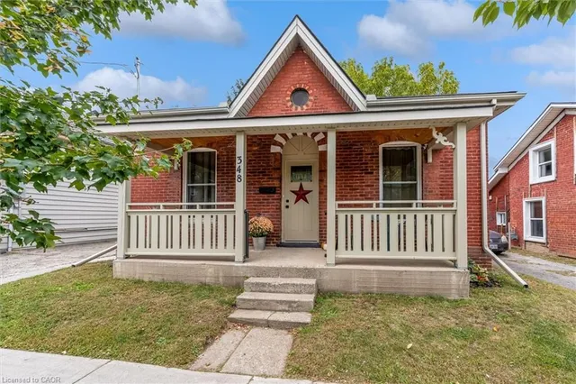 348 Dalhousie St, Brantford 1