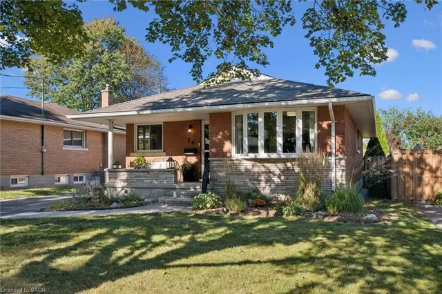 54 Pinecrest Dr, Kitchener 2