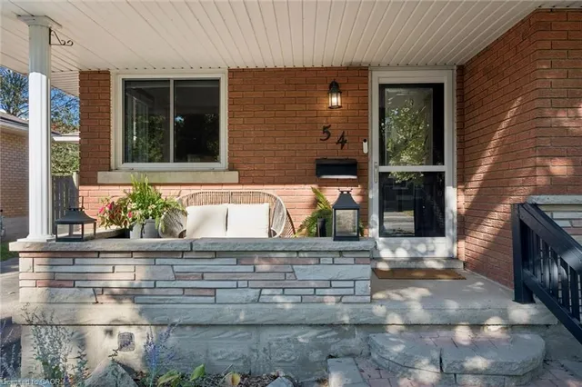 54 Pinecrest Dr, Kitchener 4