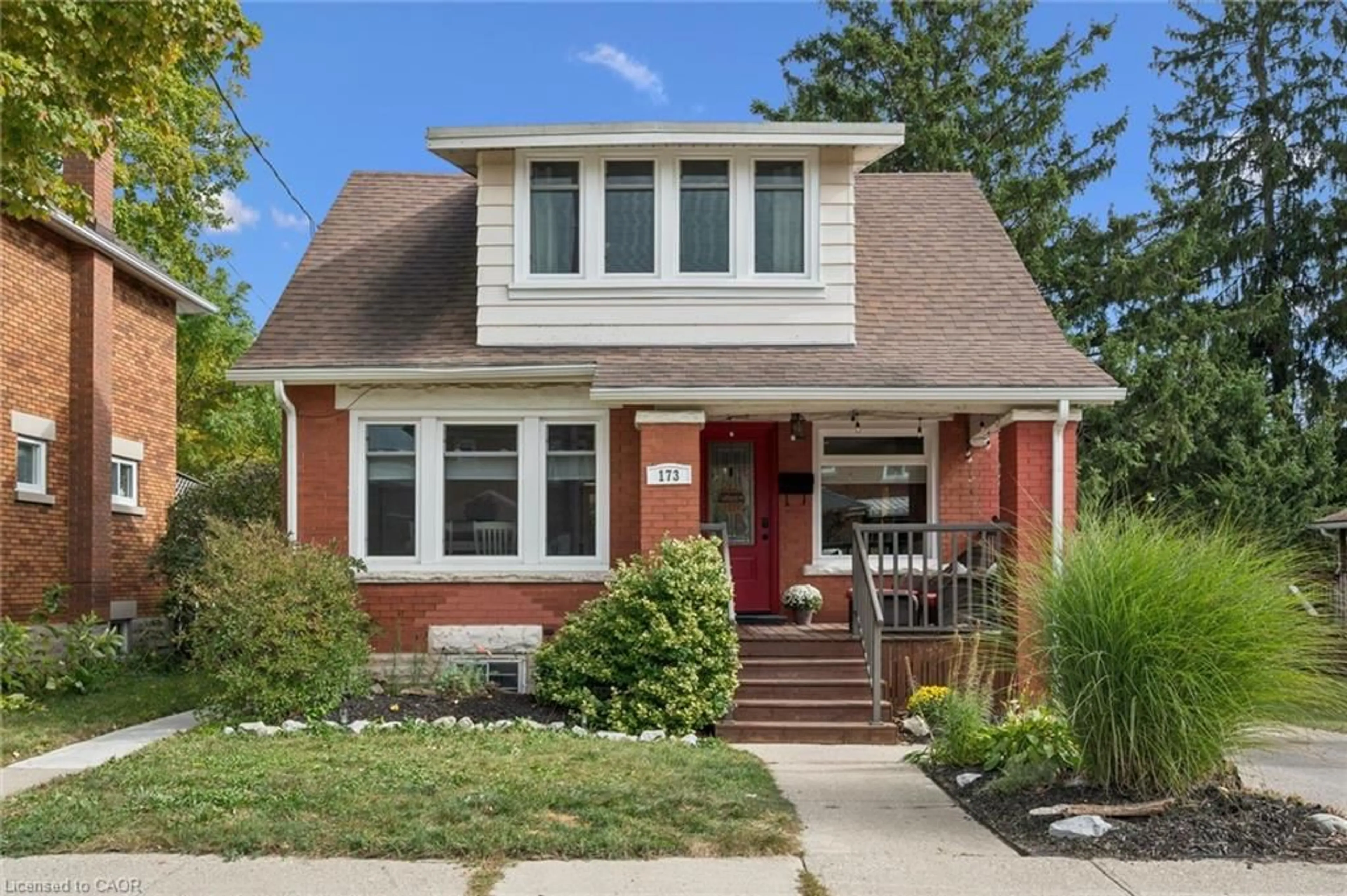 Home with brick exterior material, street for 173 Cedar St, Kitchener Ontario N2G 3M2