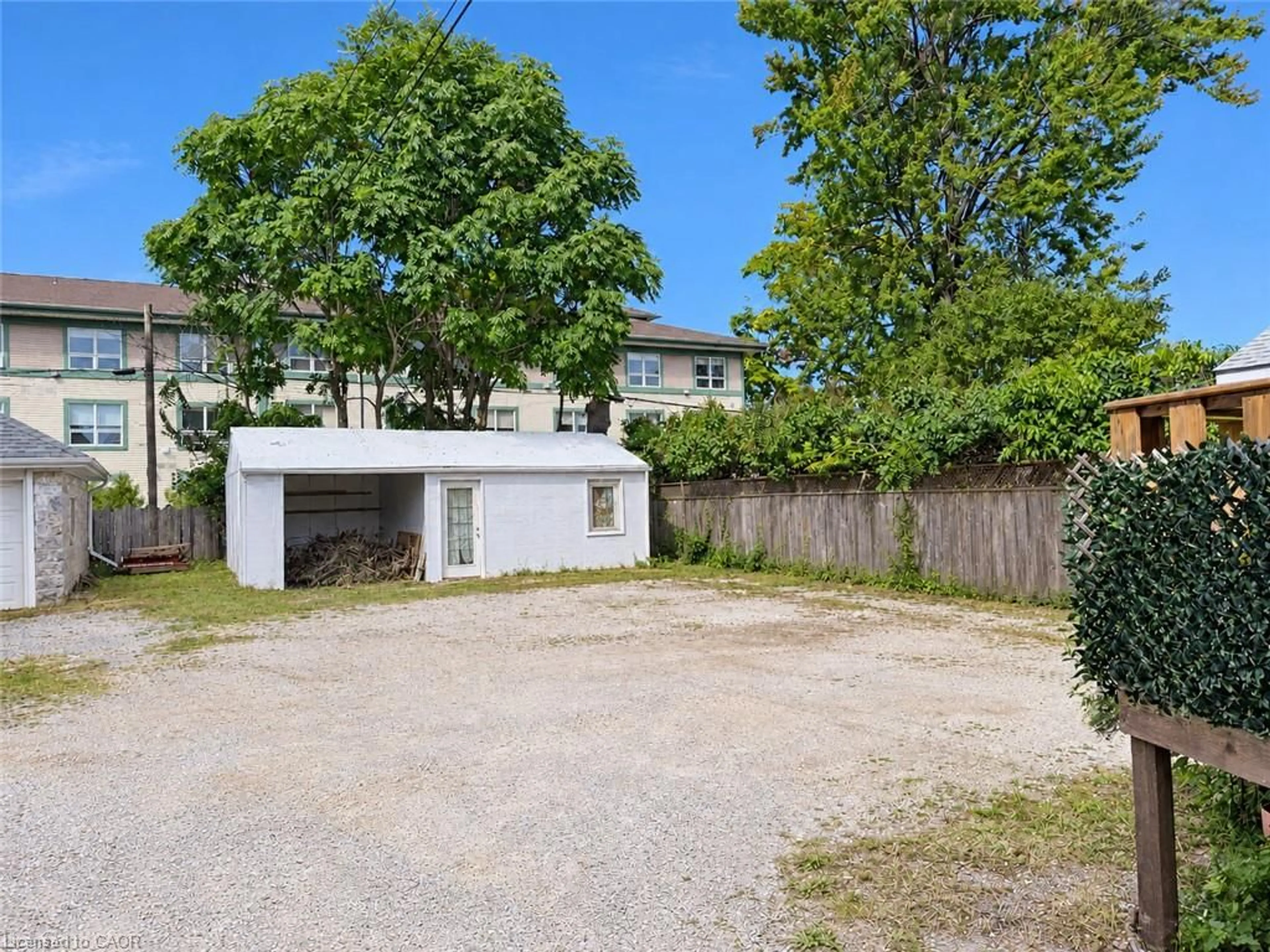 A pic from outside/outdoor area/front of a property/back of a property/a pic from drone, street for 169 Christina Rd, Sarnia Ontario N7T 2M9