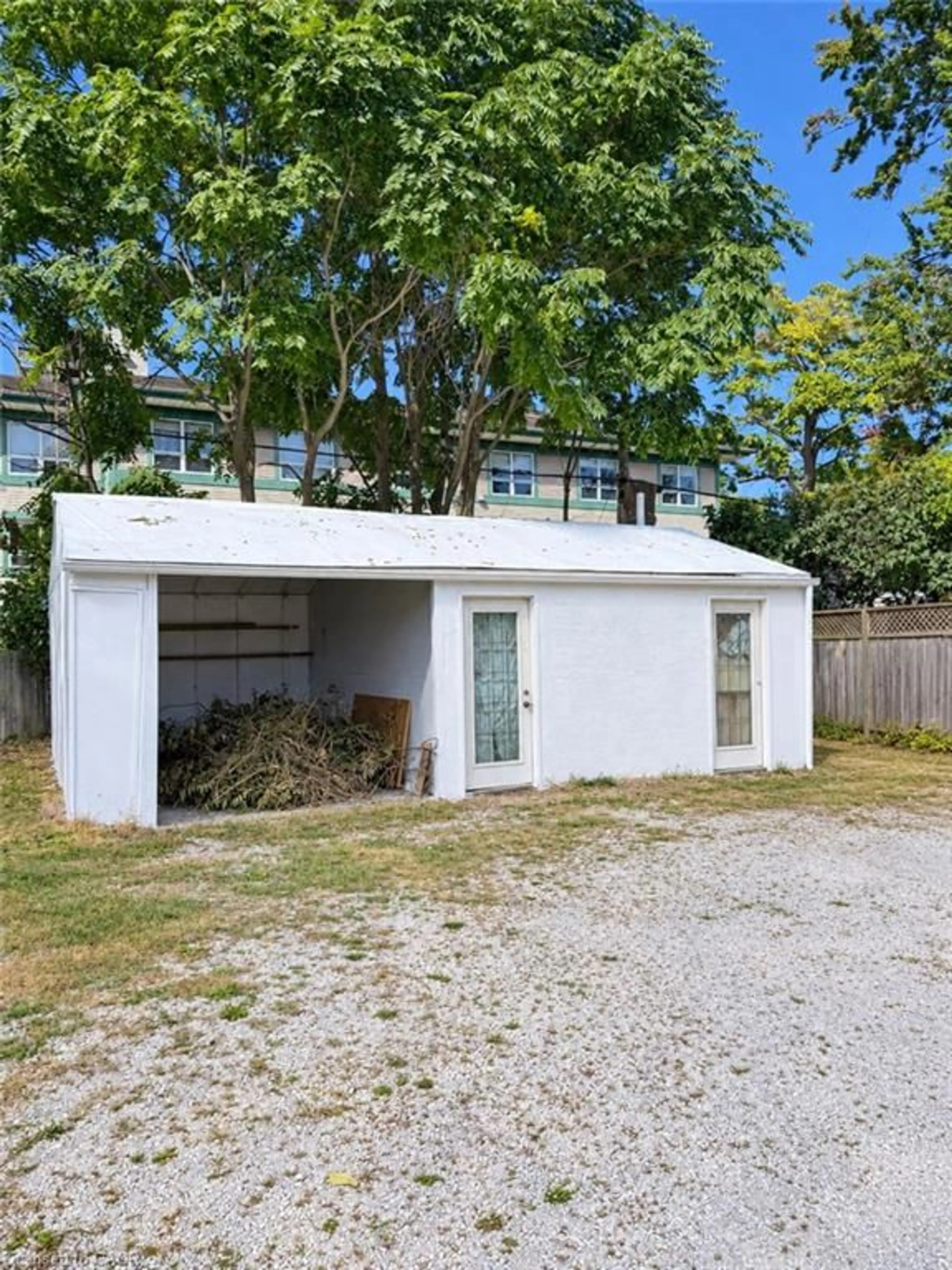Shed for 169 Christina Rd, Sarnia Ontario N7T 2M9
