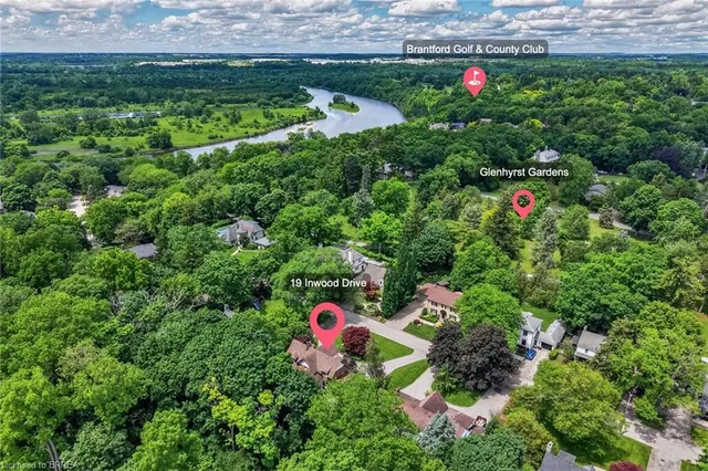 19 Inwood Dr, Brantford 3