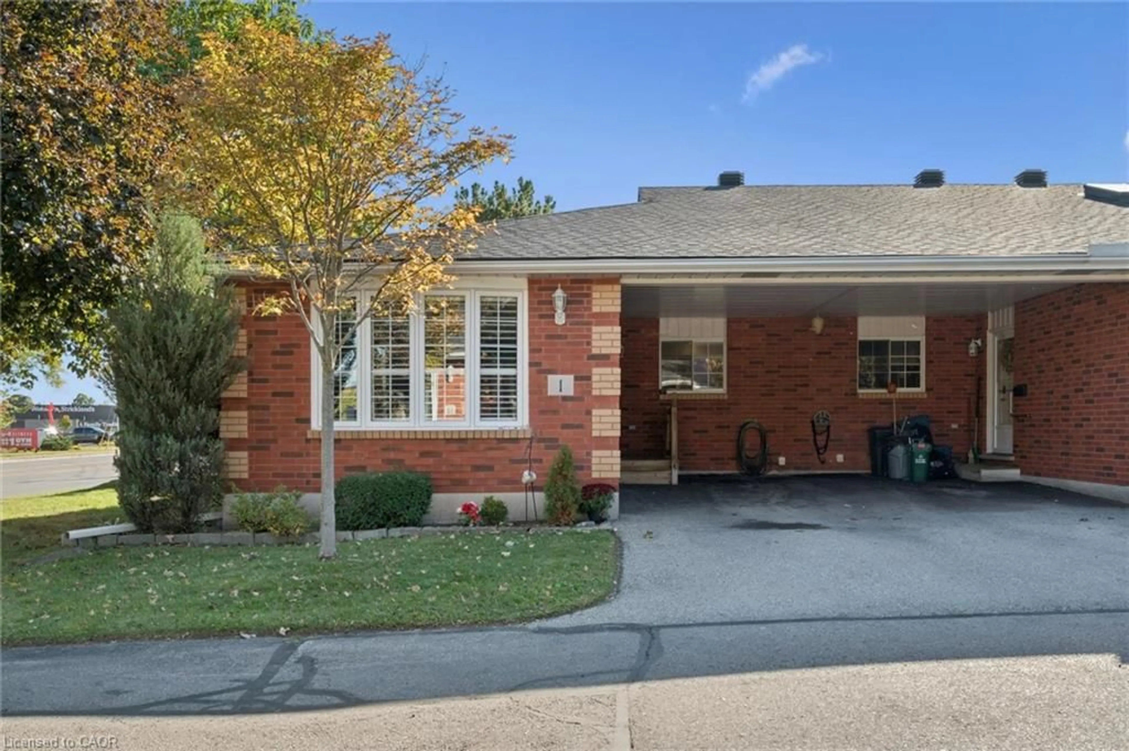 Home with brick exterior material, street for 570 West St #1, Brantford Ontario N3R 7Y7