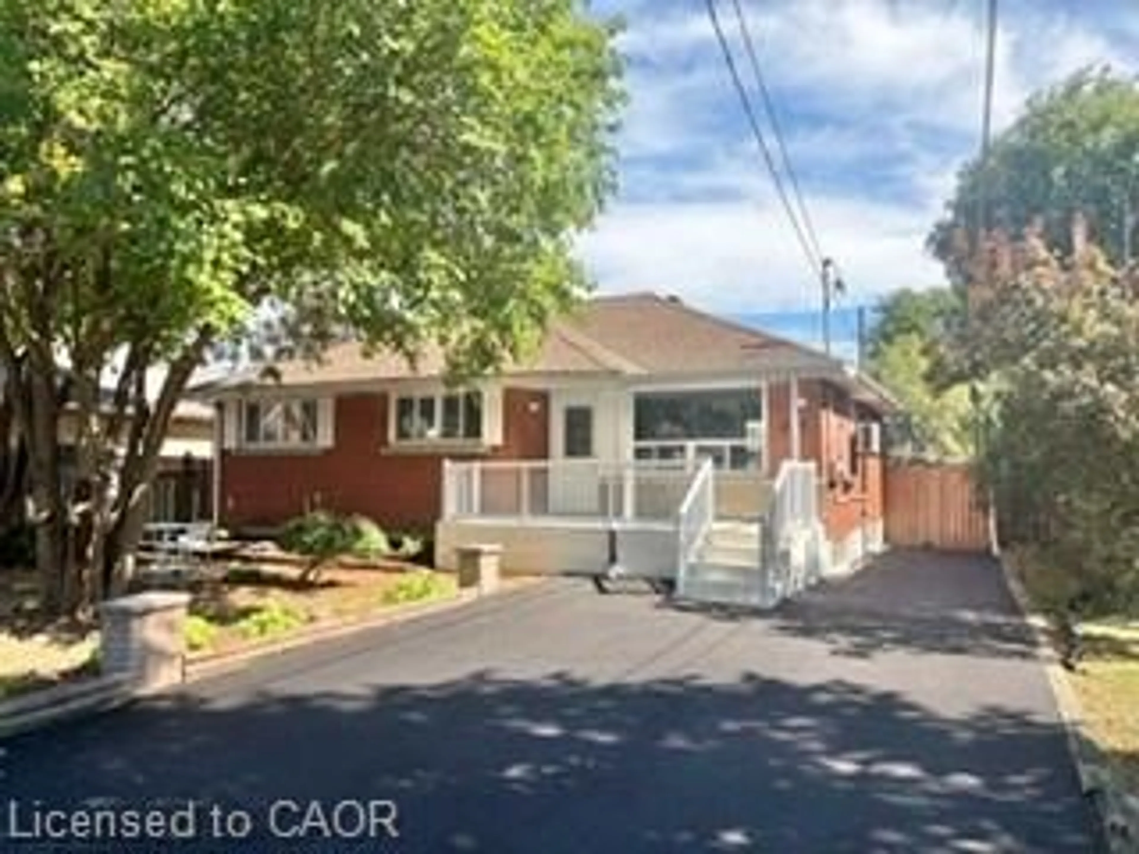 Unknown for 499 East 16th St, Hamilton Ontario L9A 4K9