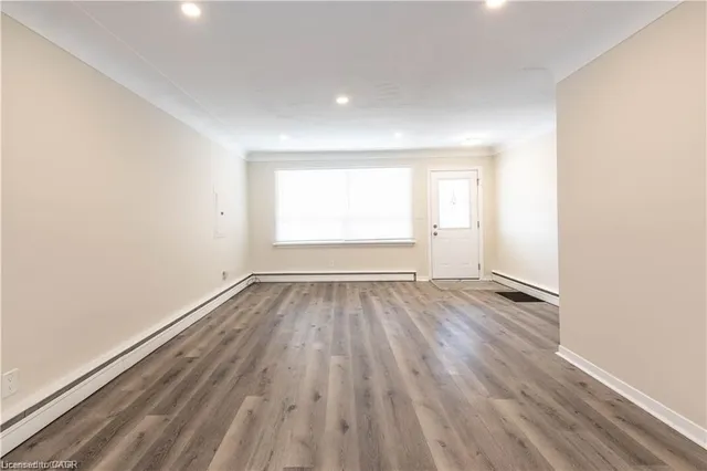 499 East 16th St, Hamilton 4