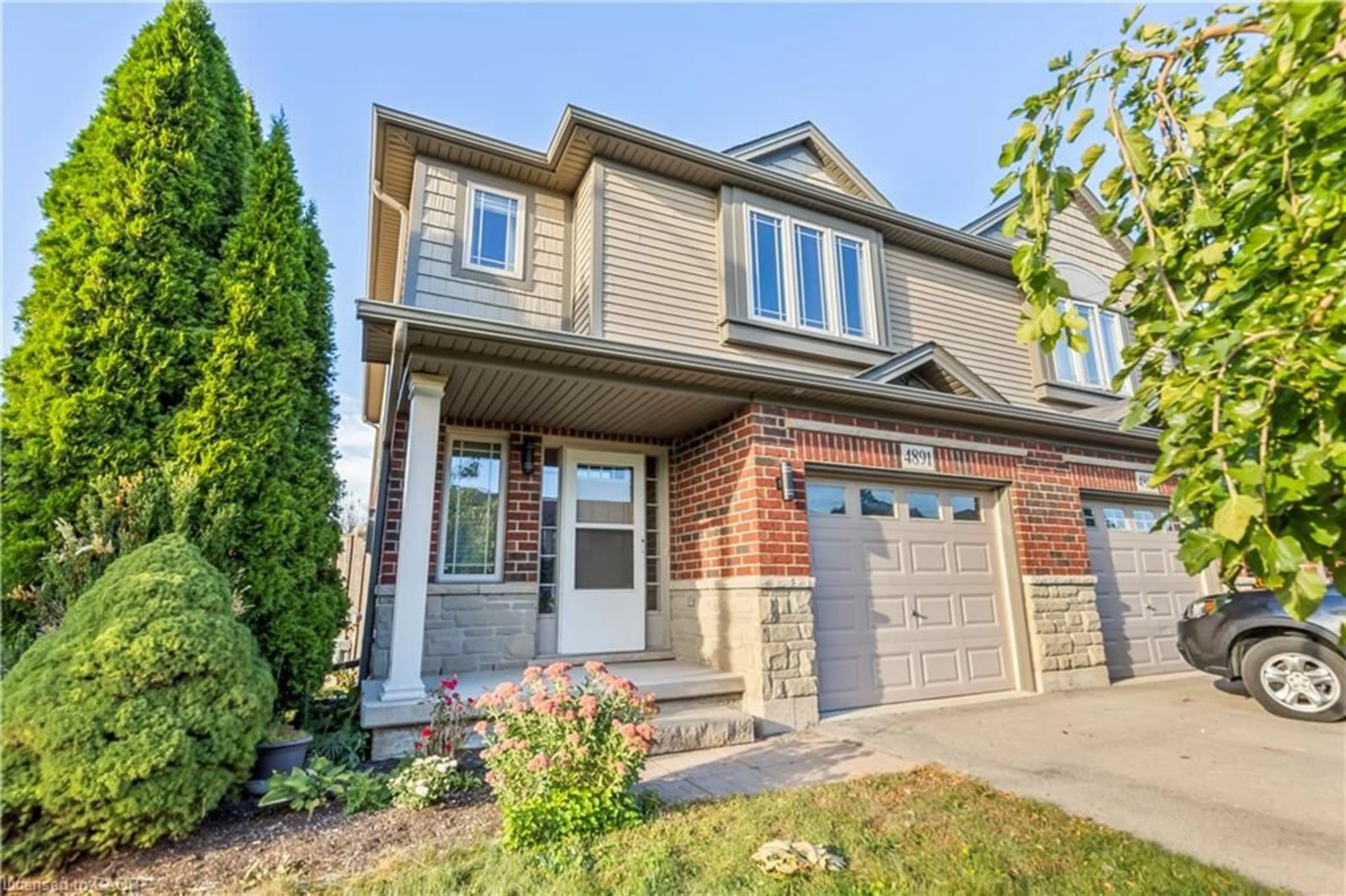 Home with brick exterior material, street for 4891 Adam Crt, Beamsville Ontario L3J 1M4
