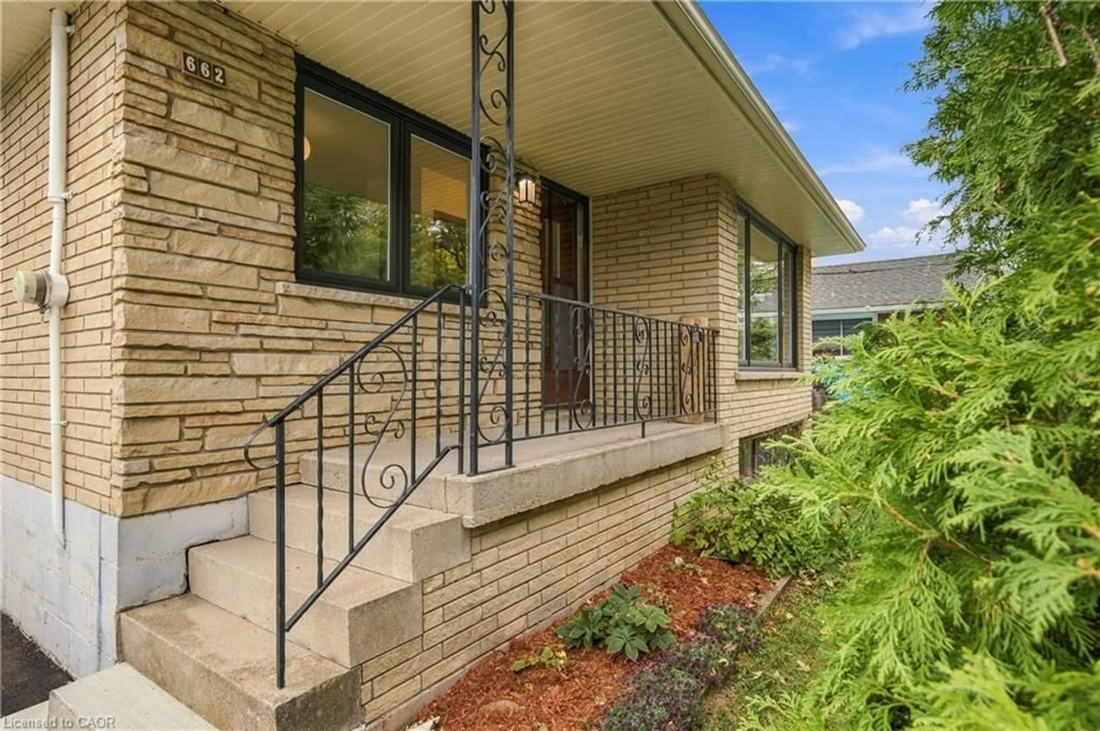 Home with brick exterior material, street for 662 Dynes Rd, Burlington Ontario L7N 2V6