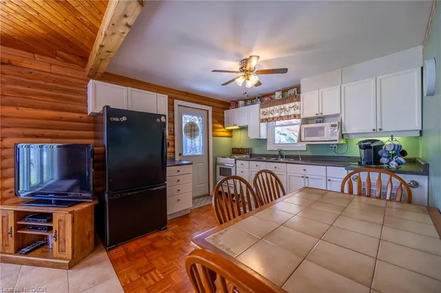 22 Bass Lane, Port Rowan 5