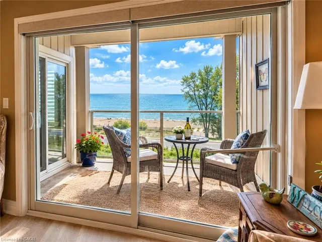 12 Erie Blvd #203, Long Point 2