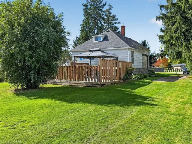 2644 Cockshutt Rd, Waterford 2