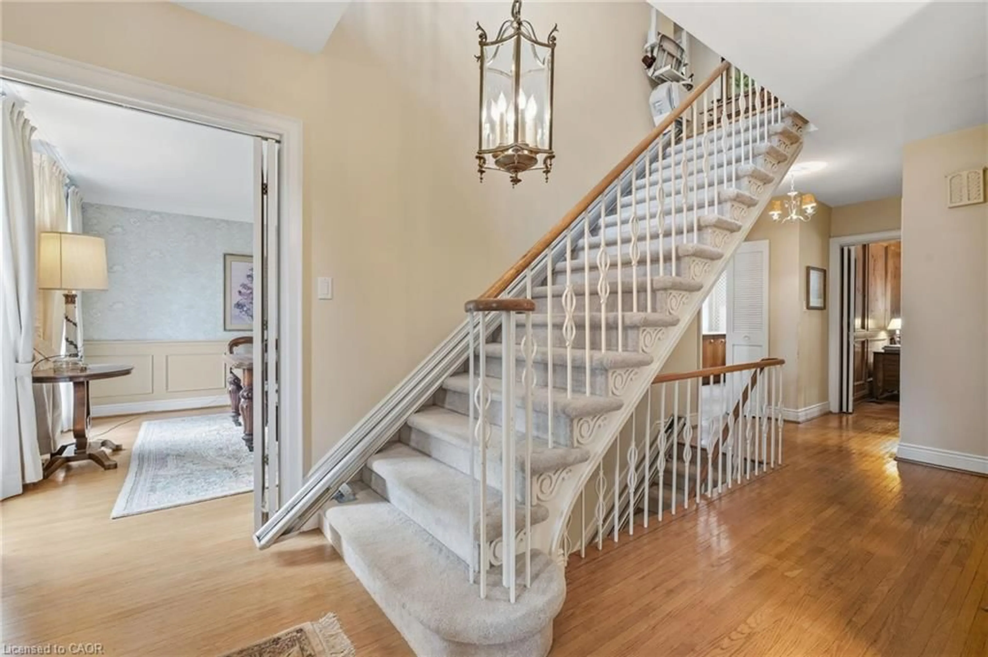 Unknown for 152 Breckondale Crt, Burlington Ontario L7N 1X7