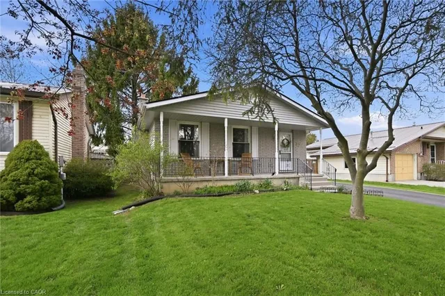 17 Richardson Dr, Port Dover 2