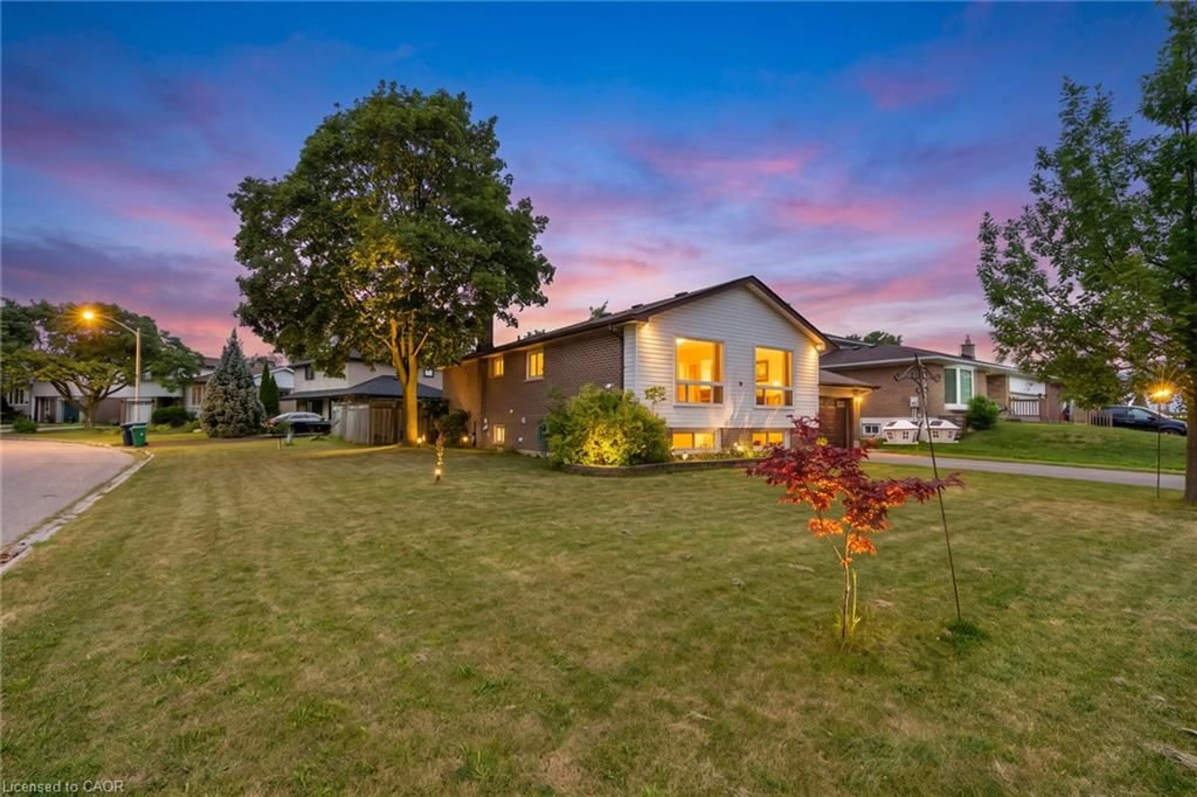 A pic from outside/outdoor area/front of a property/back of a property/a pic from drone, street for 383 Bartley Bull Pky, Brampton Ontario L6W 2M1