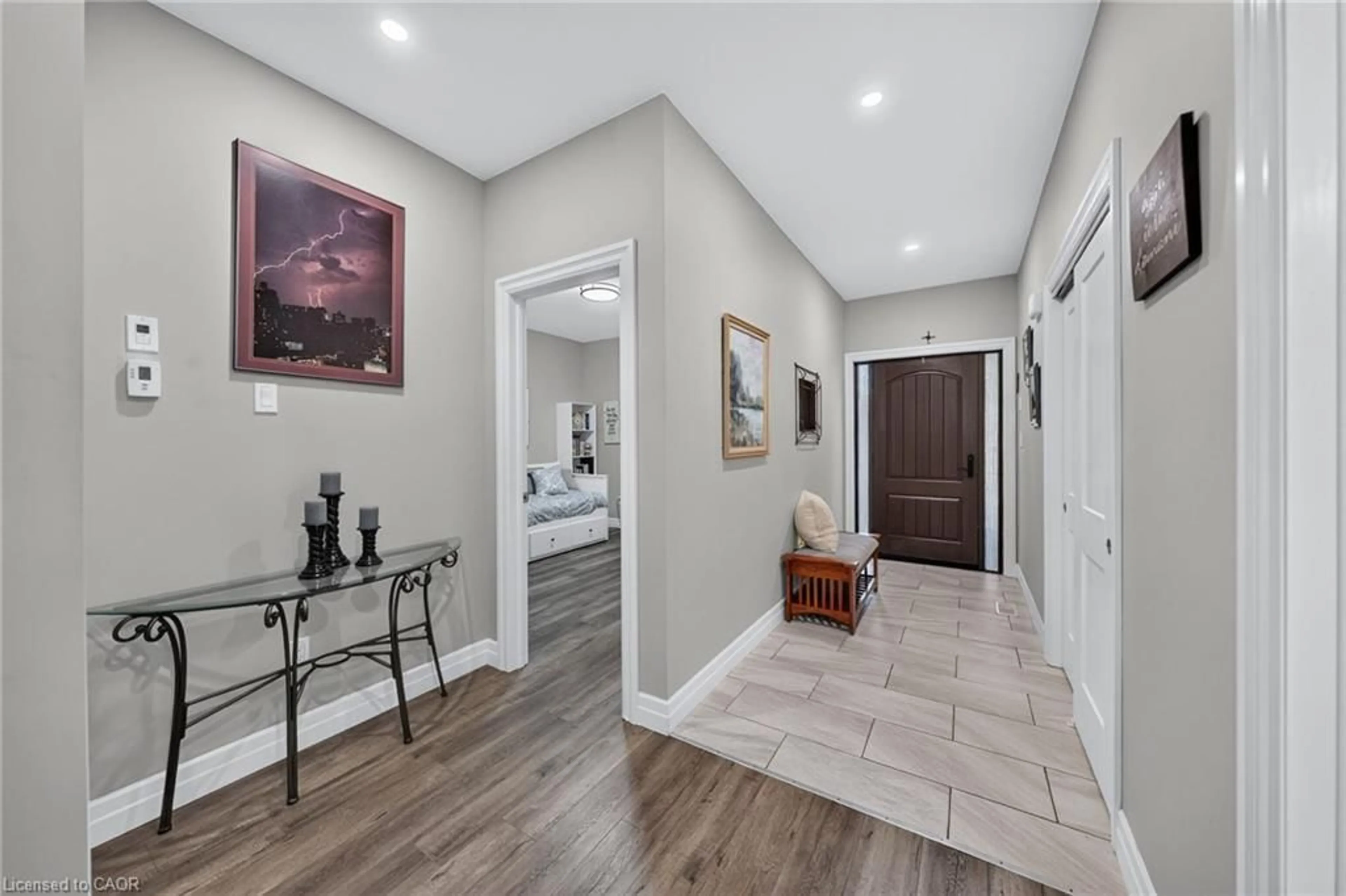 Indoor entryway for 335 Turnberry St, Brussels Ontario N0G 1H0