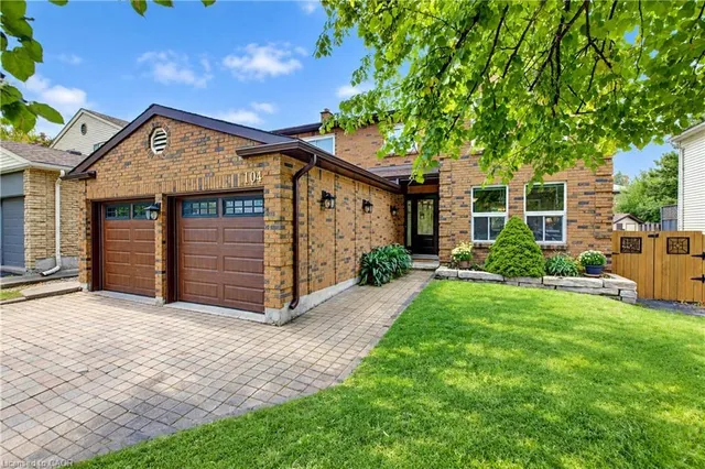 104 Deerwood Cres, Kitchener 4