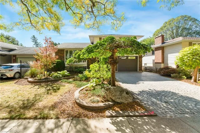 588 Louise Dr, Burlington 1