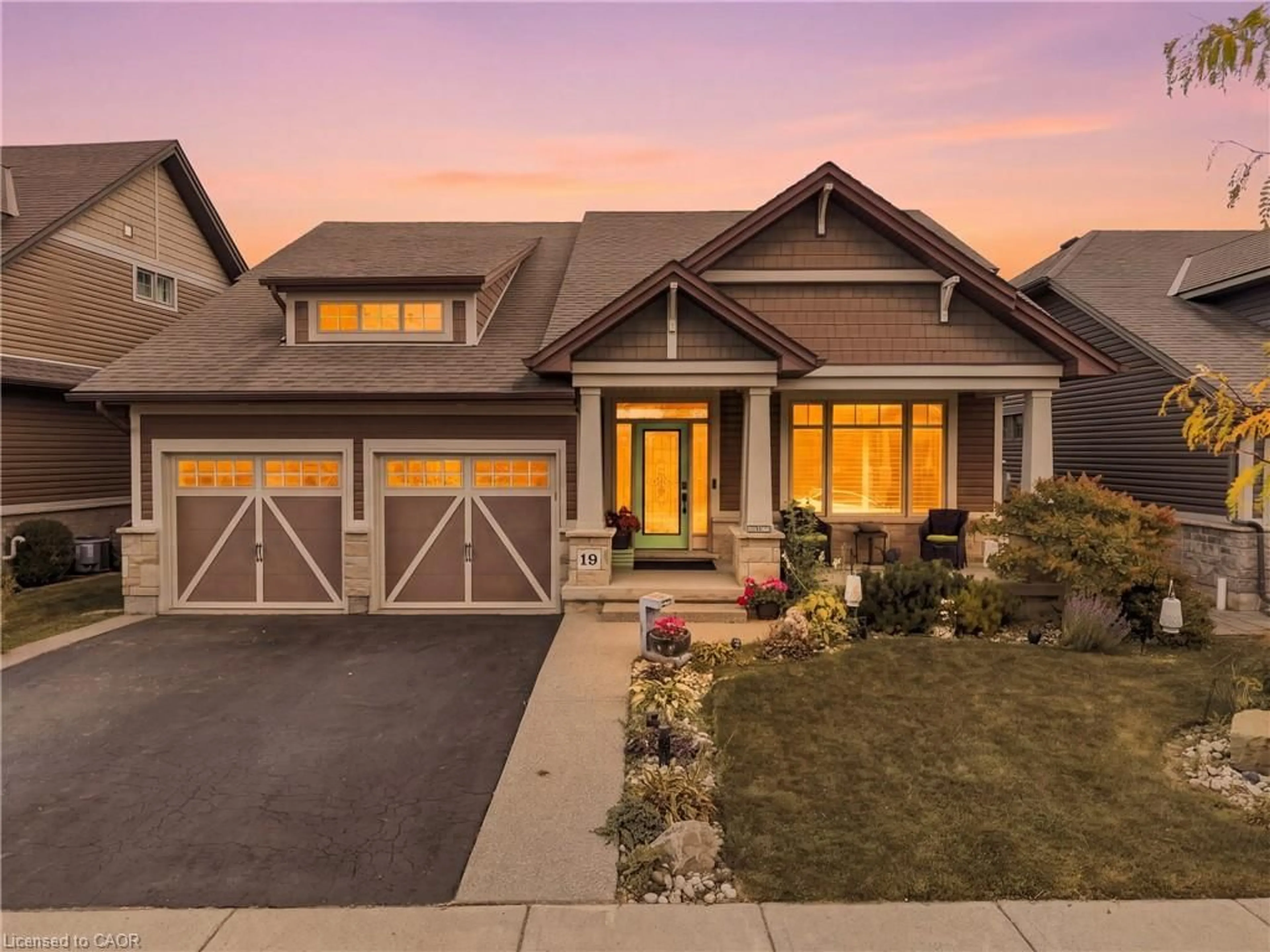 Home with brick exterior material, street for 19 Brookside Terr, Smithville Ontario L0R 2A0